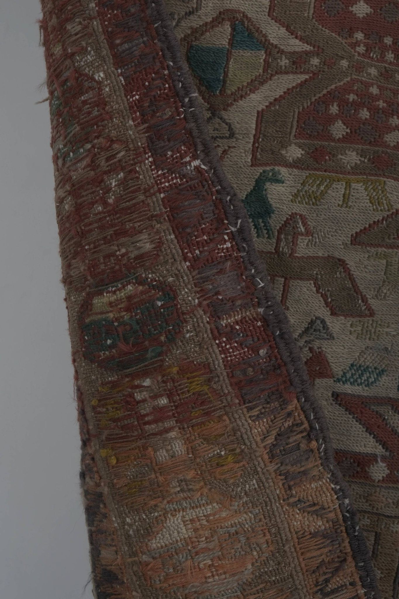 Vintage hand-embroidered tablecloth 100x142 cm