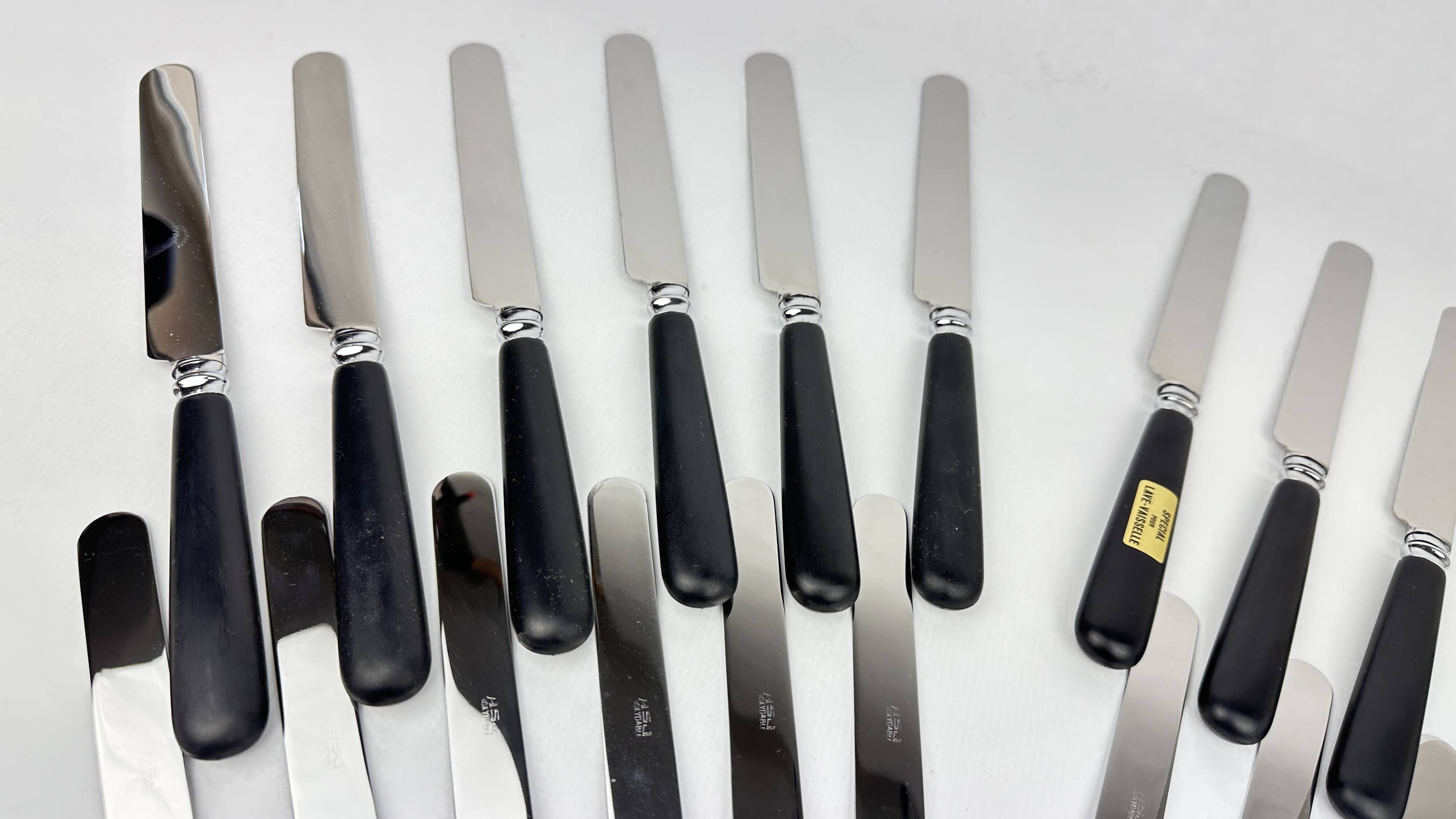 Suite De 24 Couteaux, 12 Grands, 12 à Fromage, Asj Manches Résine Noire