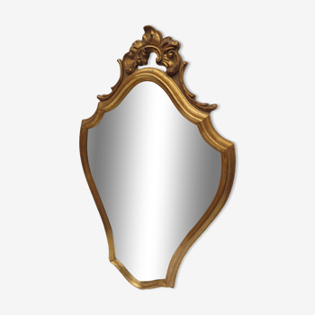 Miroir style Louis XV en bois doré