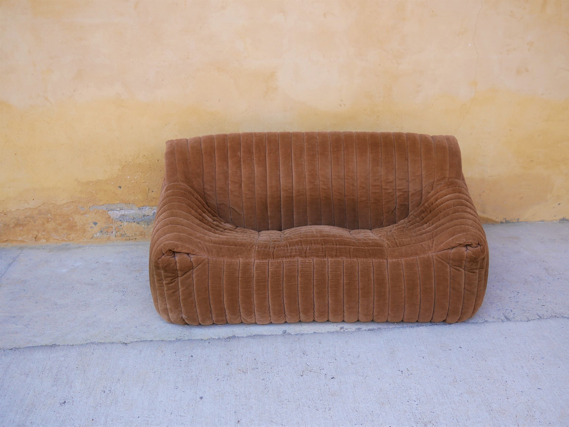 Sofa model "Sandra" by Annie Hieronimus for Cinna editions, 70