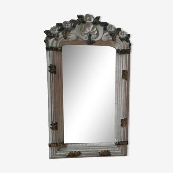 White lacquered mirror