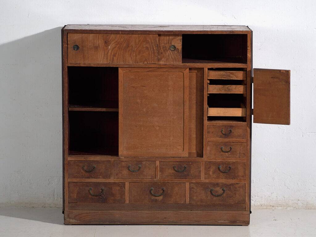 Antique Japanese storage chest – Meiji period (c.1868-1912) #48