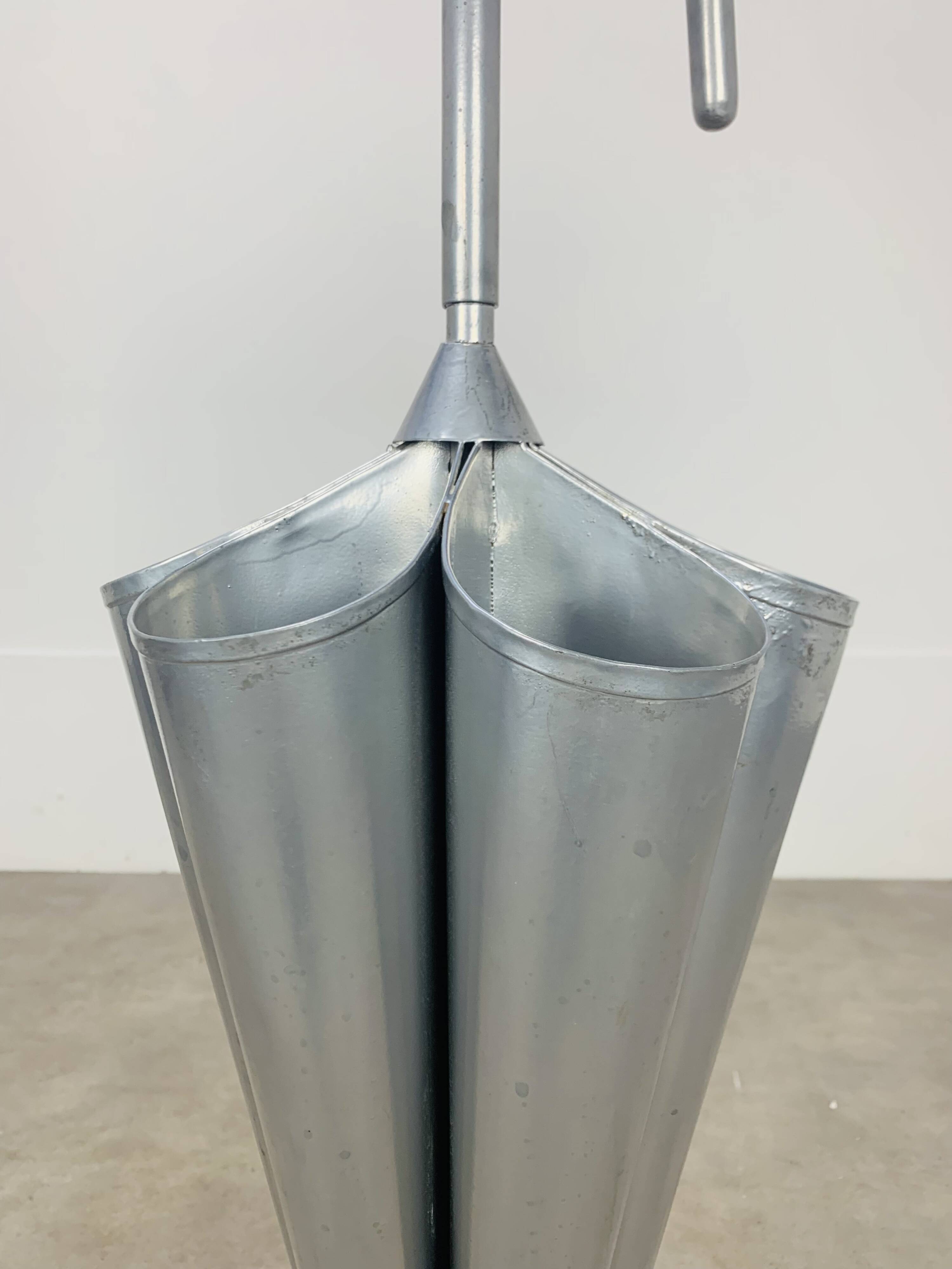 Porte parapluie métal gris 97 cm