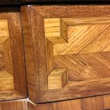 Transition chest of drawers 1900 inlaid with marquetry