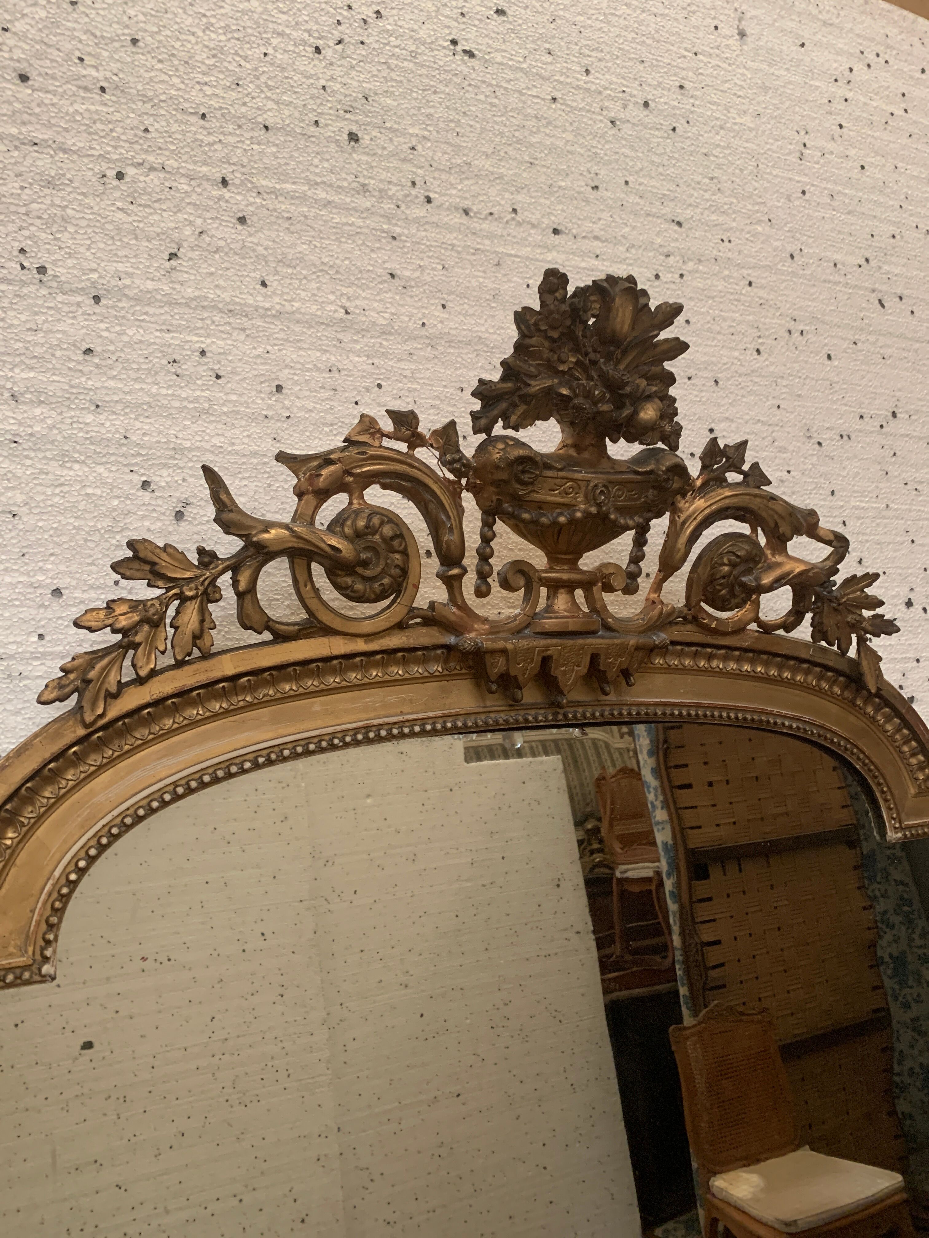 Louis XVI style mirror in wood and gilded stucco XIX century