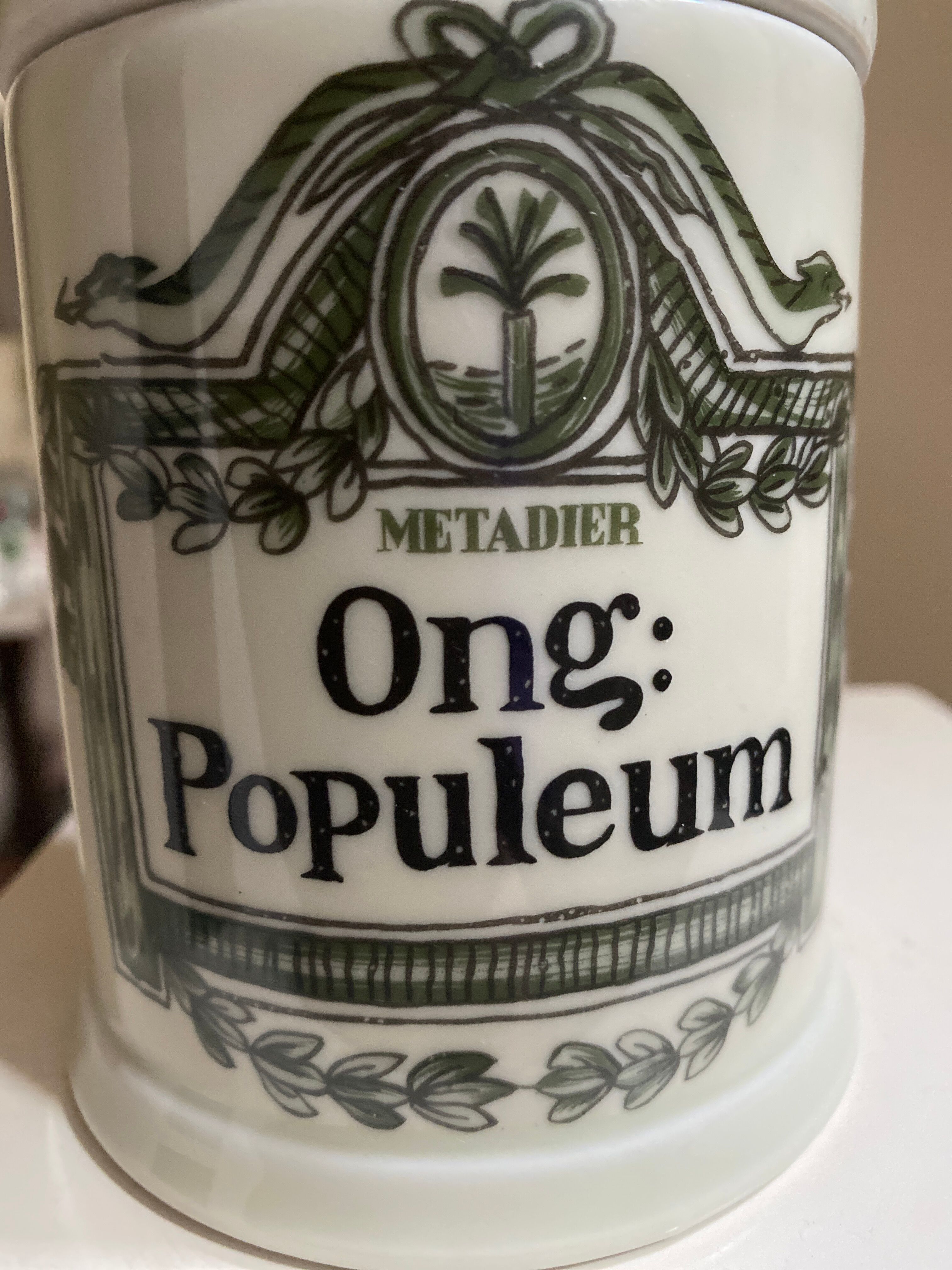 Pot pharmacy Limoges Tharaud