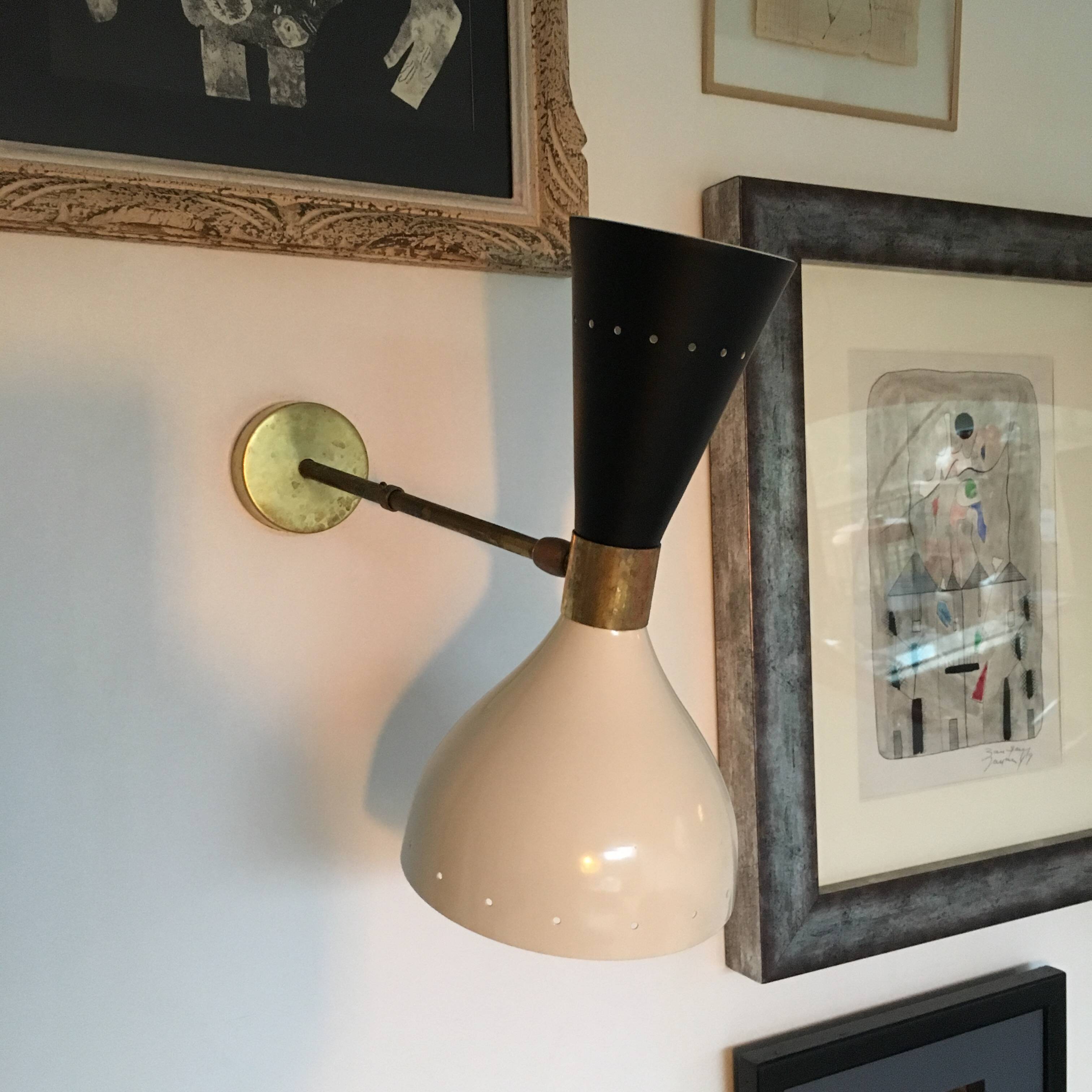 Pair of Italian design wall lights from the 1950s.