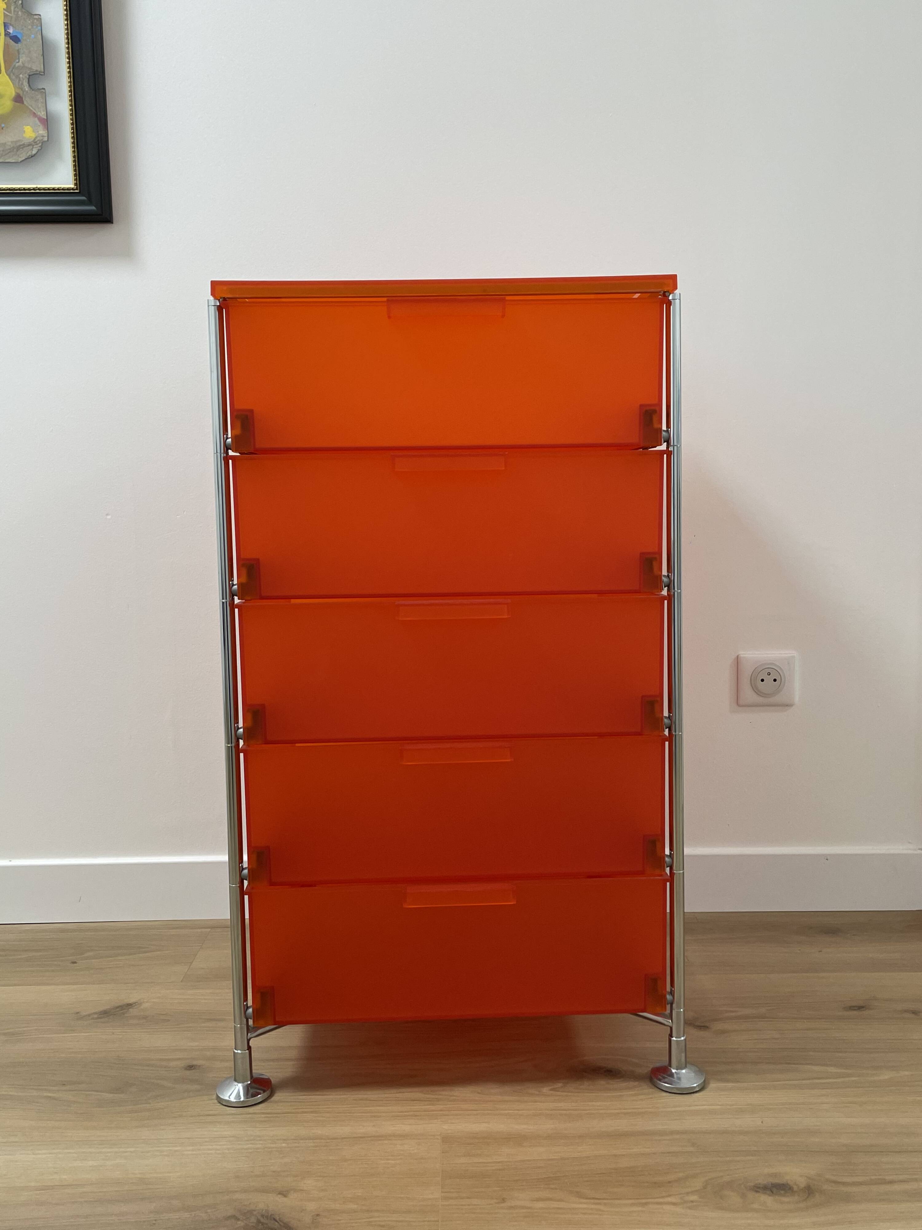 Storage box by Antonio Citterio for Kartell