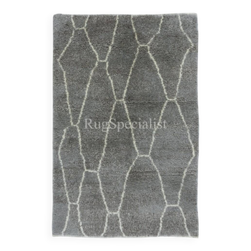 Tapis Tulu marocain moderne en gris, 100 % laine naturelle non teinte, tapis berbère de qualité premium