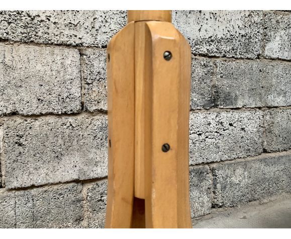 Vintage Baumann parrot coat holder