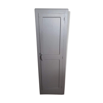 Armoire parisienne