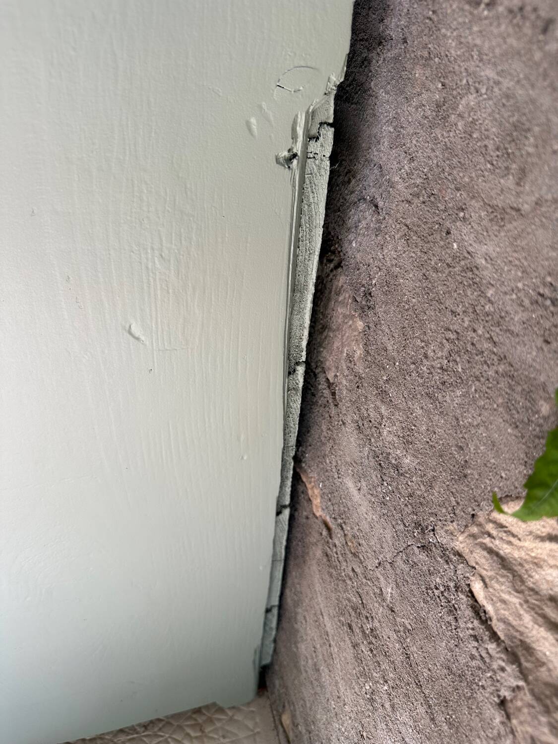 Refurbished 1-door Parisian wardrobe