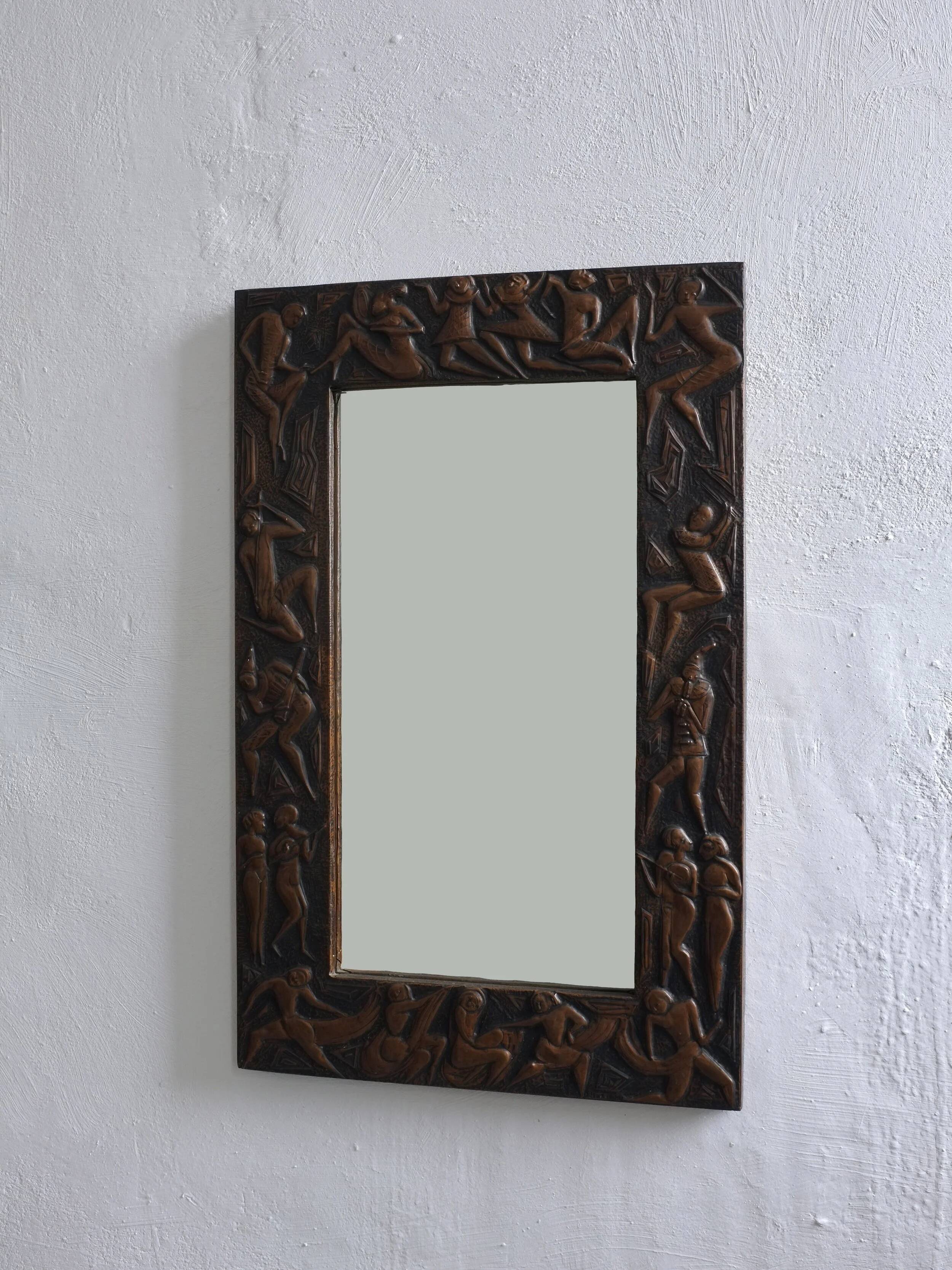Copper relief wall mirror | Bragalini Angelo style | Italy | 1970s