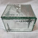 Venetian mirror box