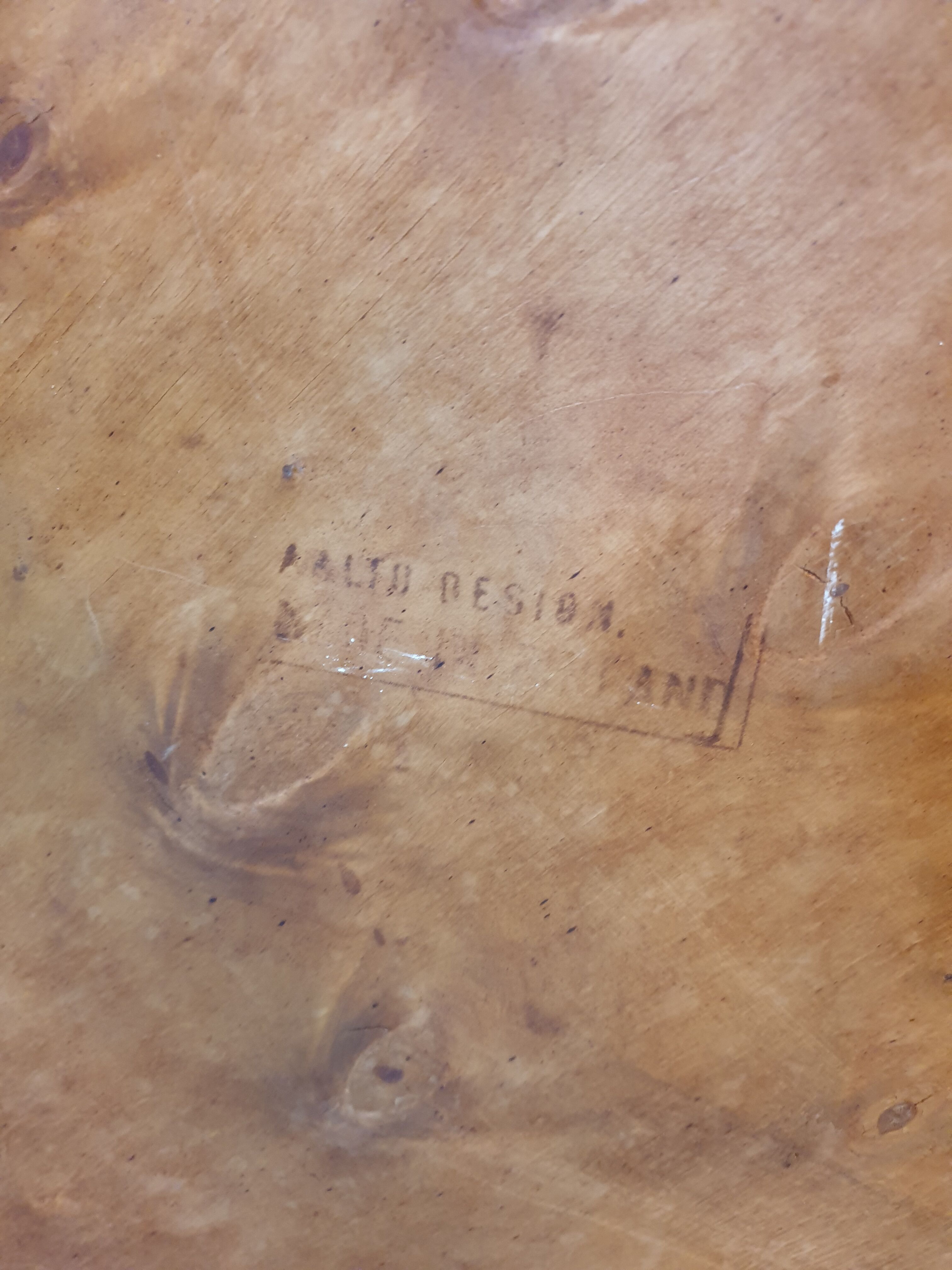 Table basse nr 907 d'Alvar Aalto pour Artek 1940