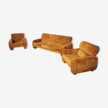 Brown sofa and armchair, 70