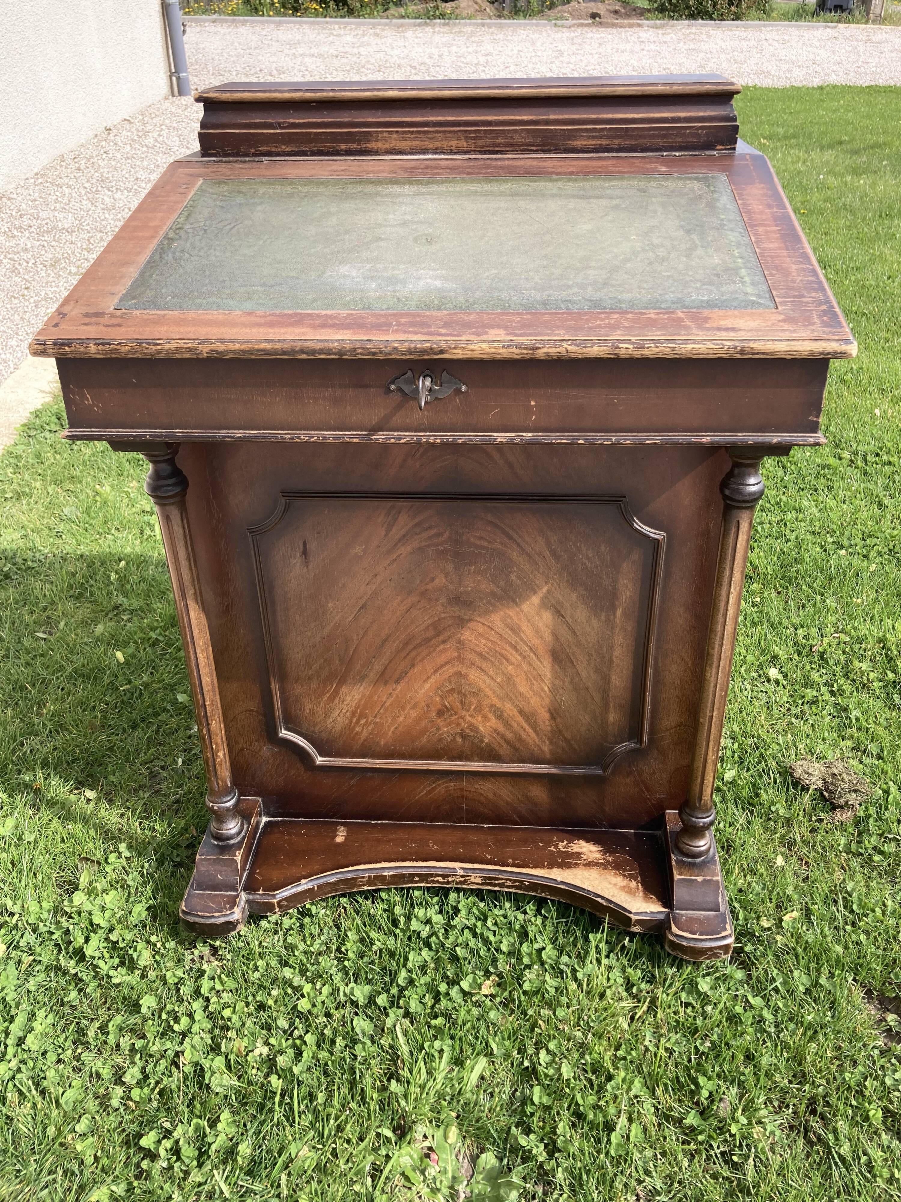 Bureau secrétaire Davenport