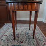 Small bouillotte table - Louis XVI style - white marble top - 3 legs