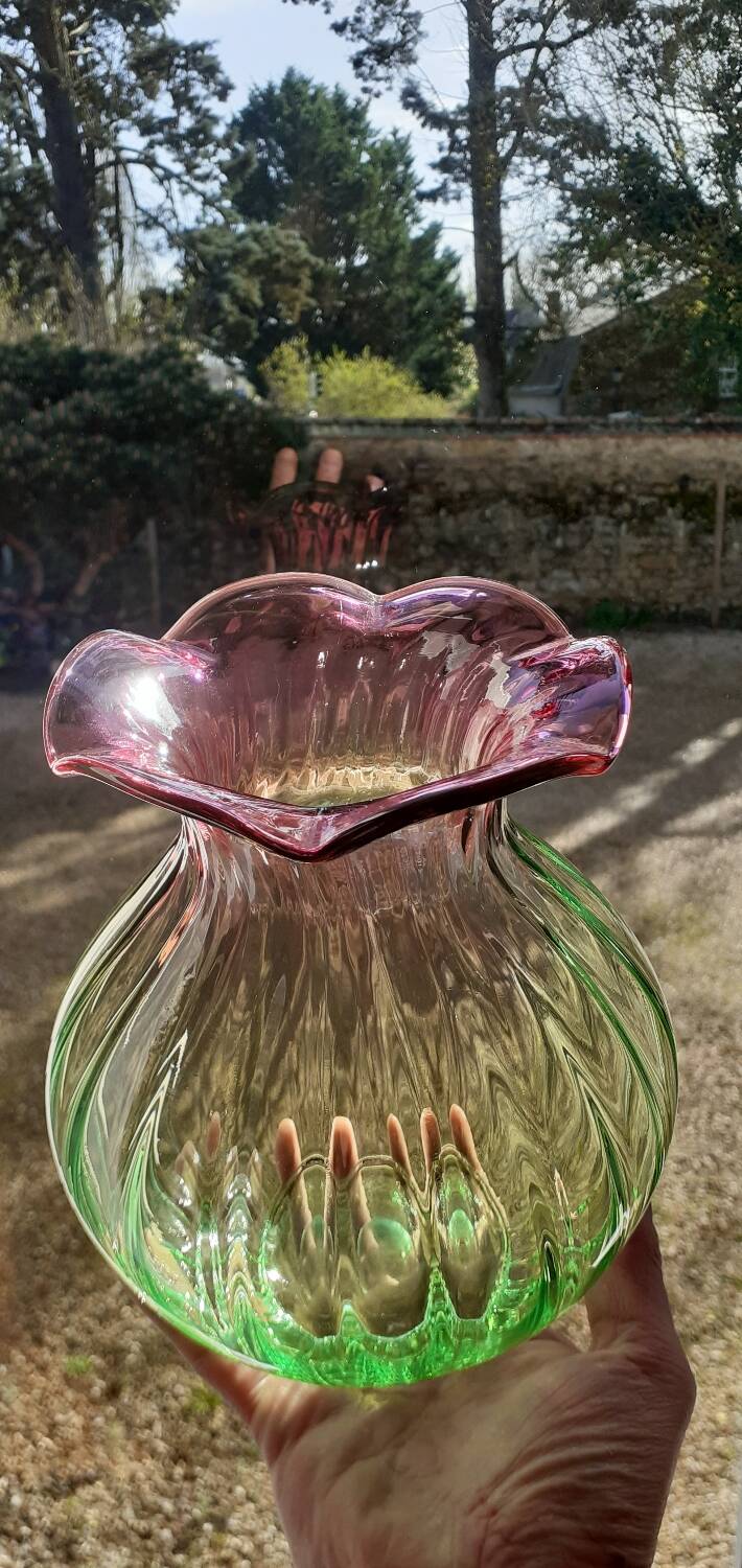 Vase corolle Bicolore début XXéme Soufflé à la bouche