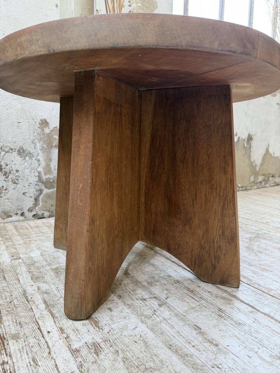 Constructivist gueridon 1950 mahogany