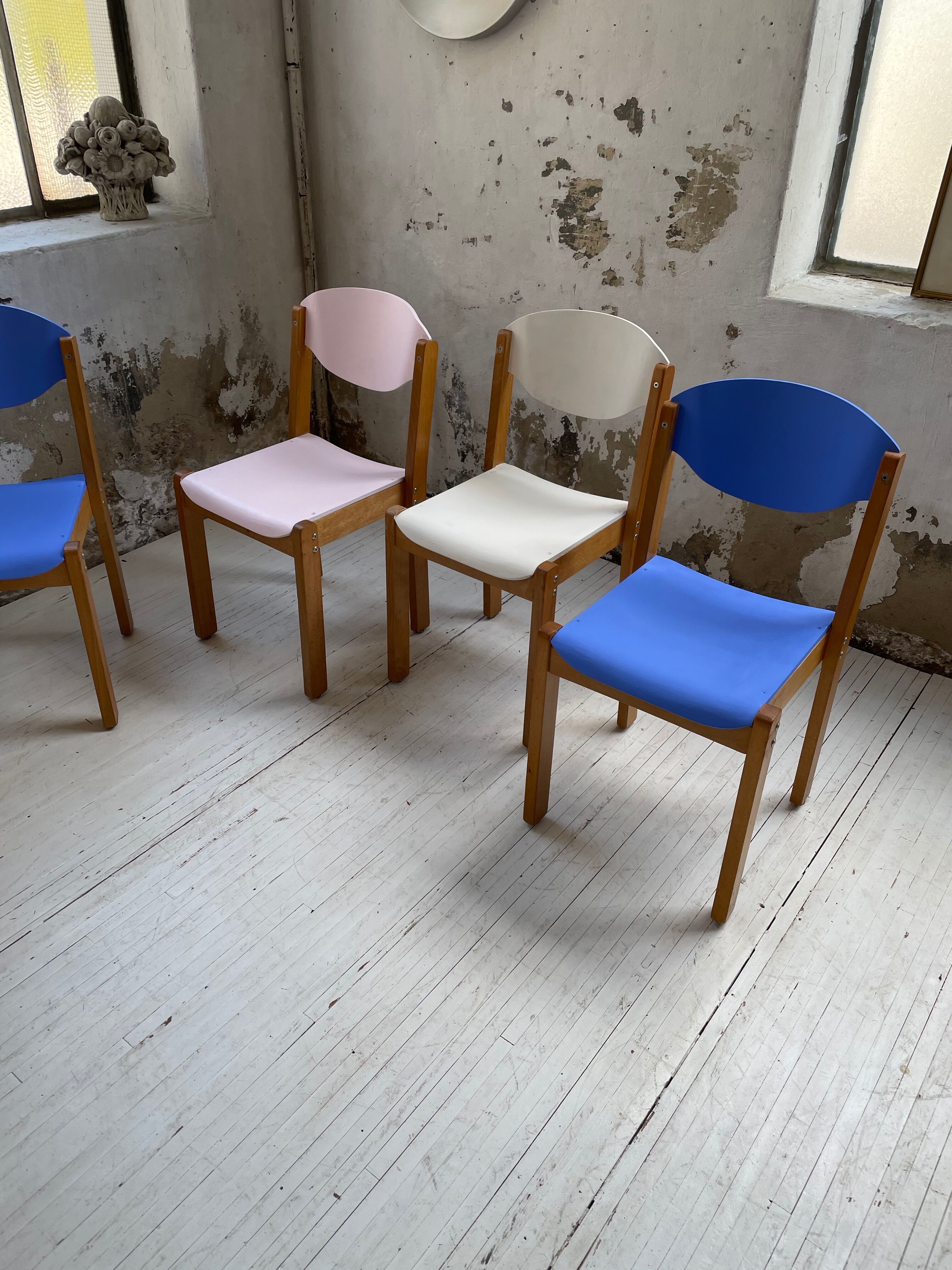 6 colorful 80s beech chairs