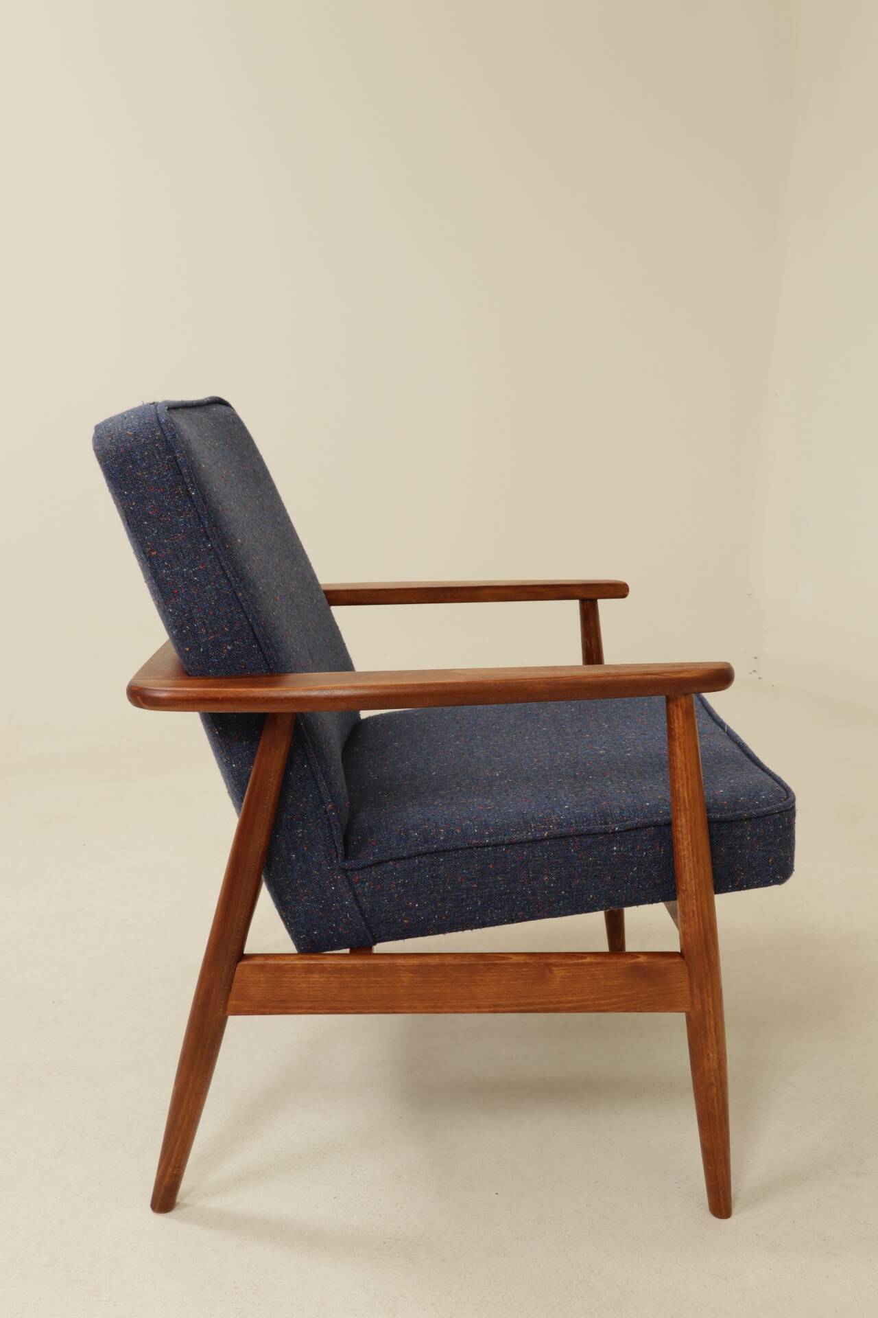 Paire de fauteuils scandinave vintage bleu marine tweed 
