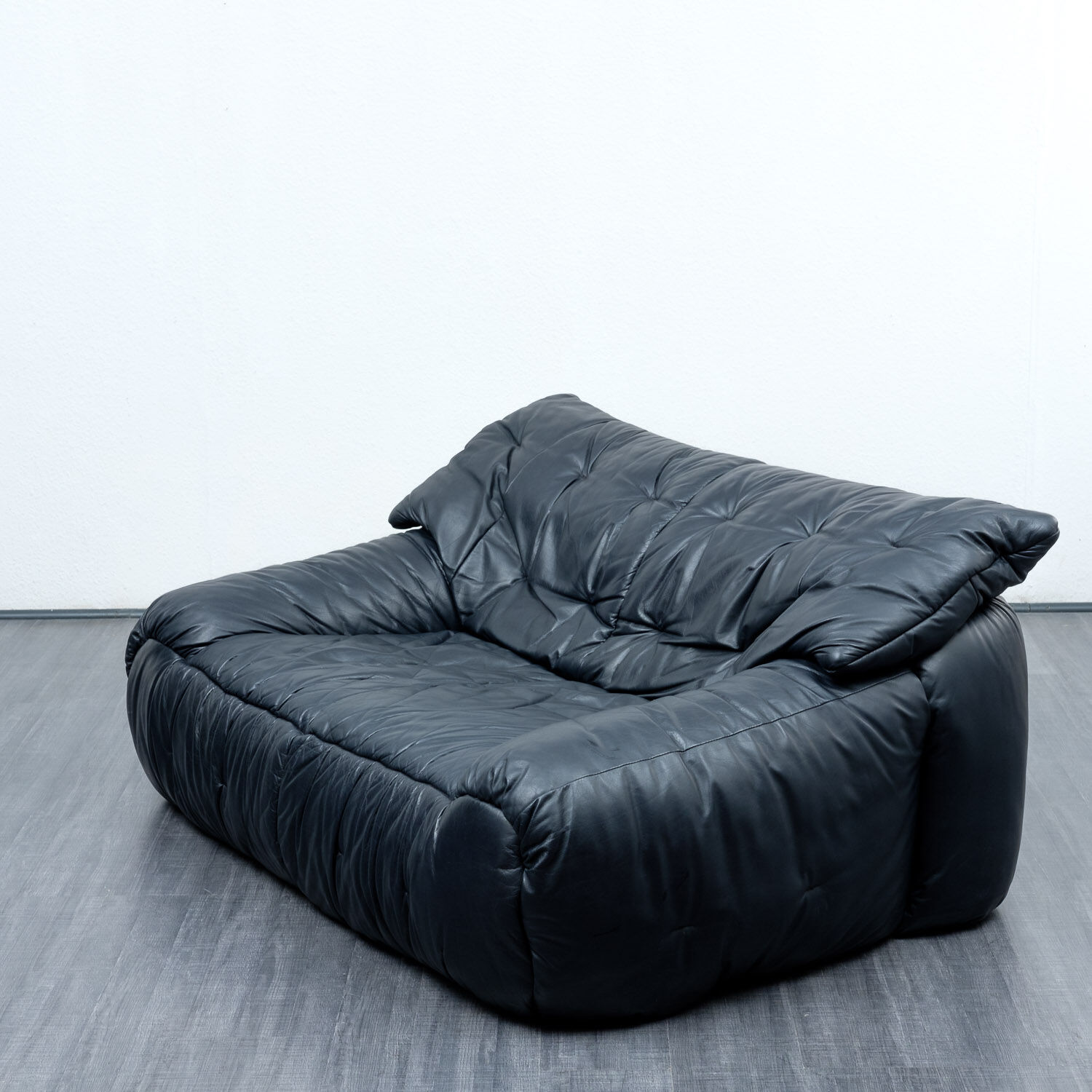 Black leather sofa, 70, two places