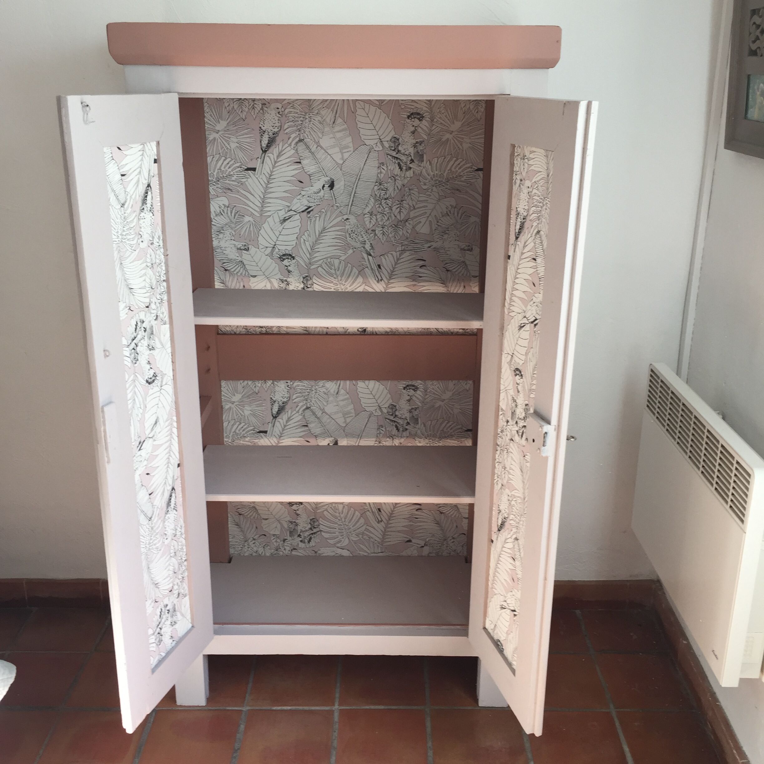 Wardrobe children's room