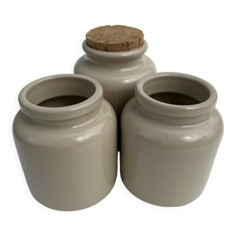 Set of 3 stoneware pots