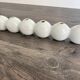 Vase design Serax en faïence blanche