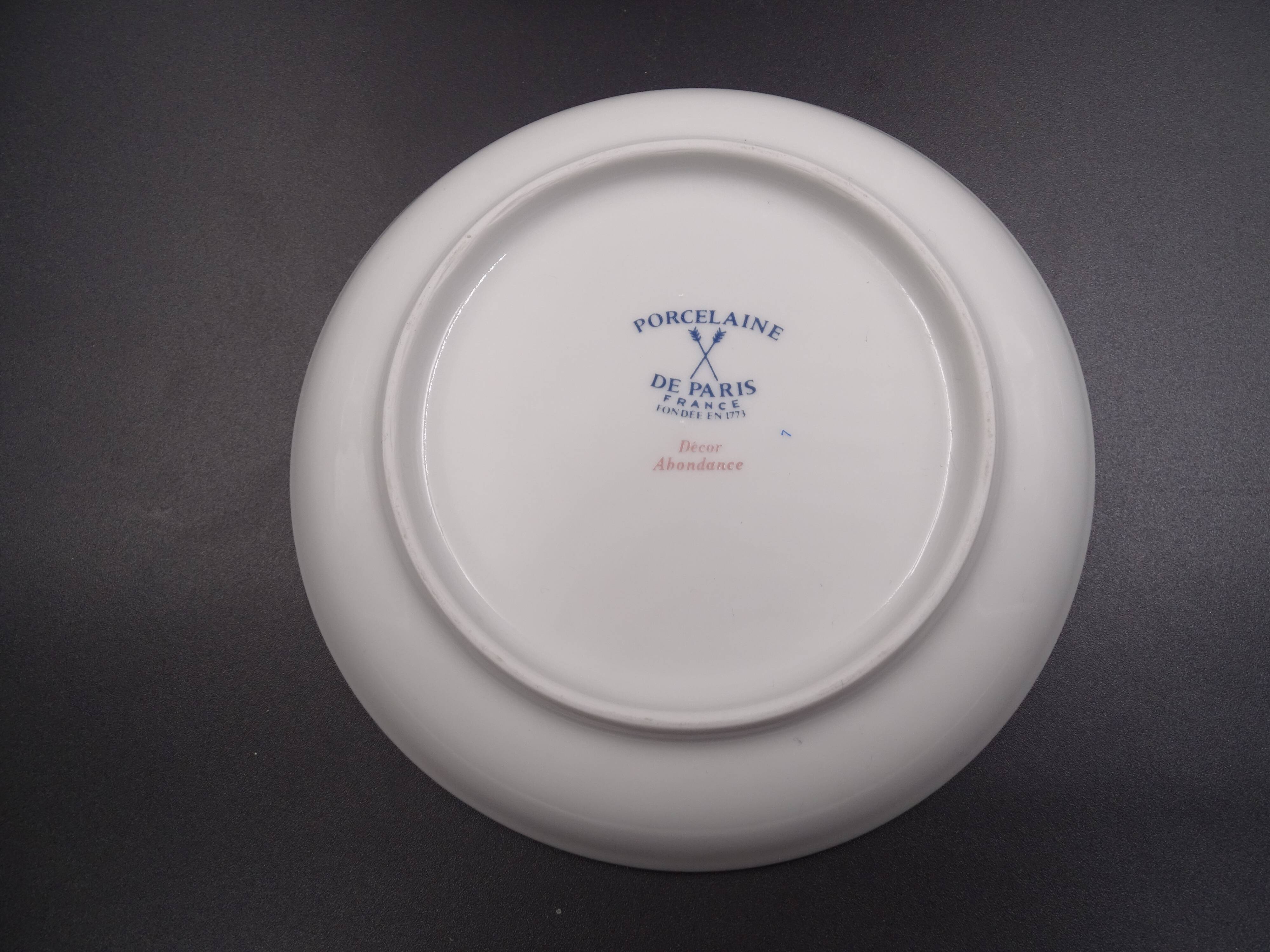 Lot of 6 porcelain bread plates from Paris décor Abondance - Perfect condition