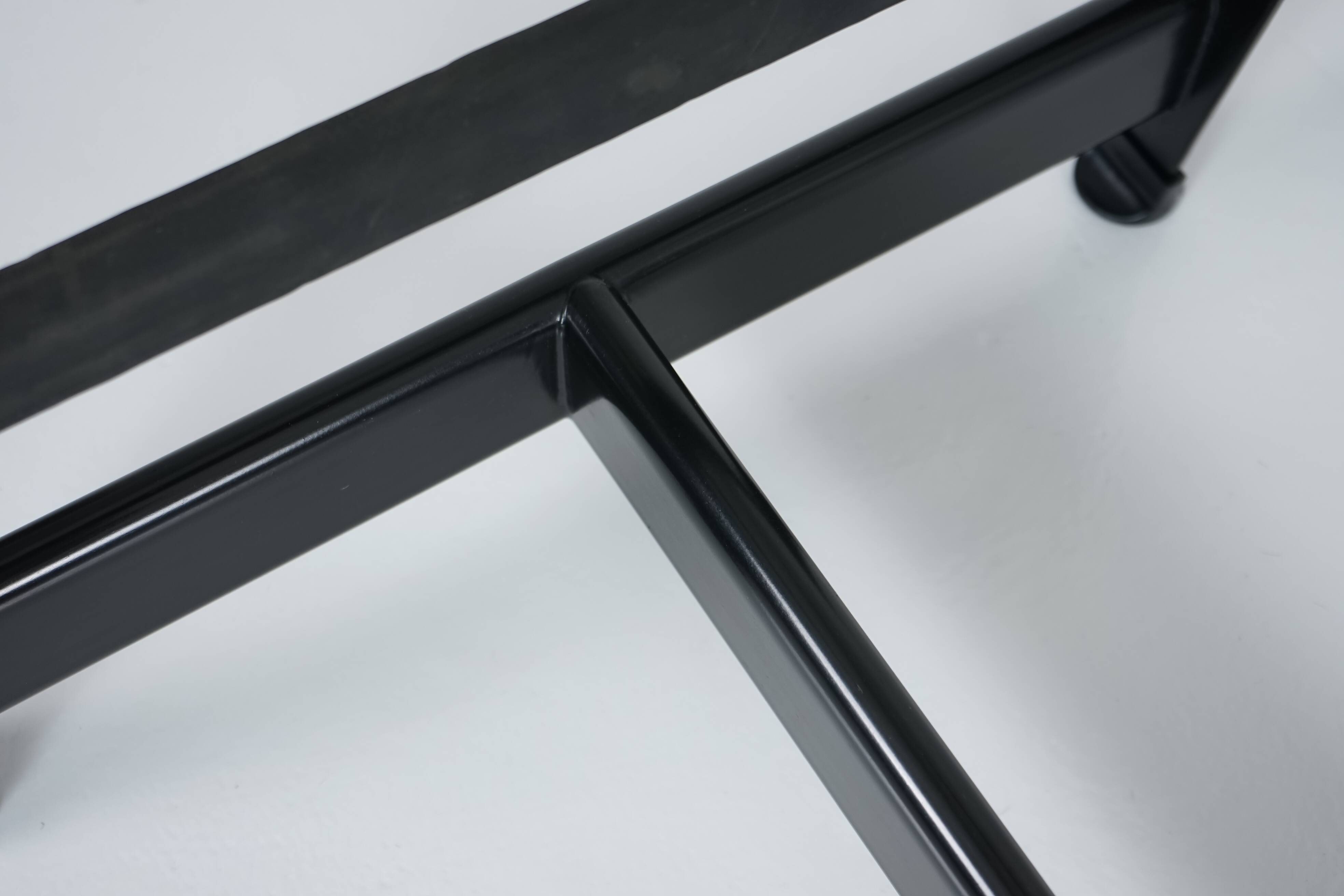 Black Fur LC4 Chaise Longue by Le Corbusier & Pierre Jeanneret for Cassina