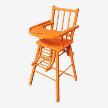 Ancienne Chaise Haute Pour Bébé en Bois Peint Orange