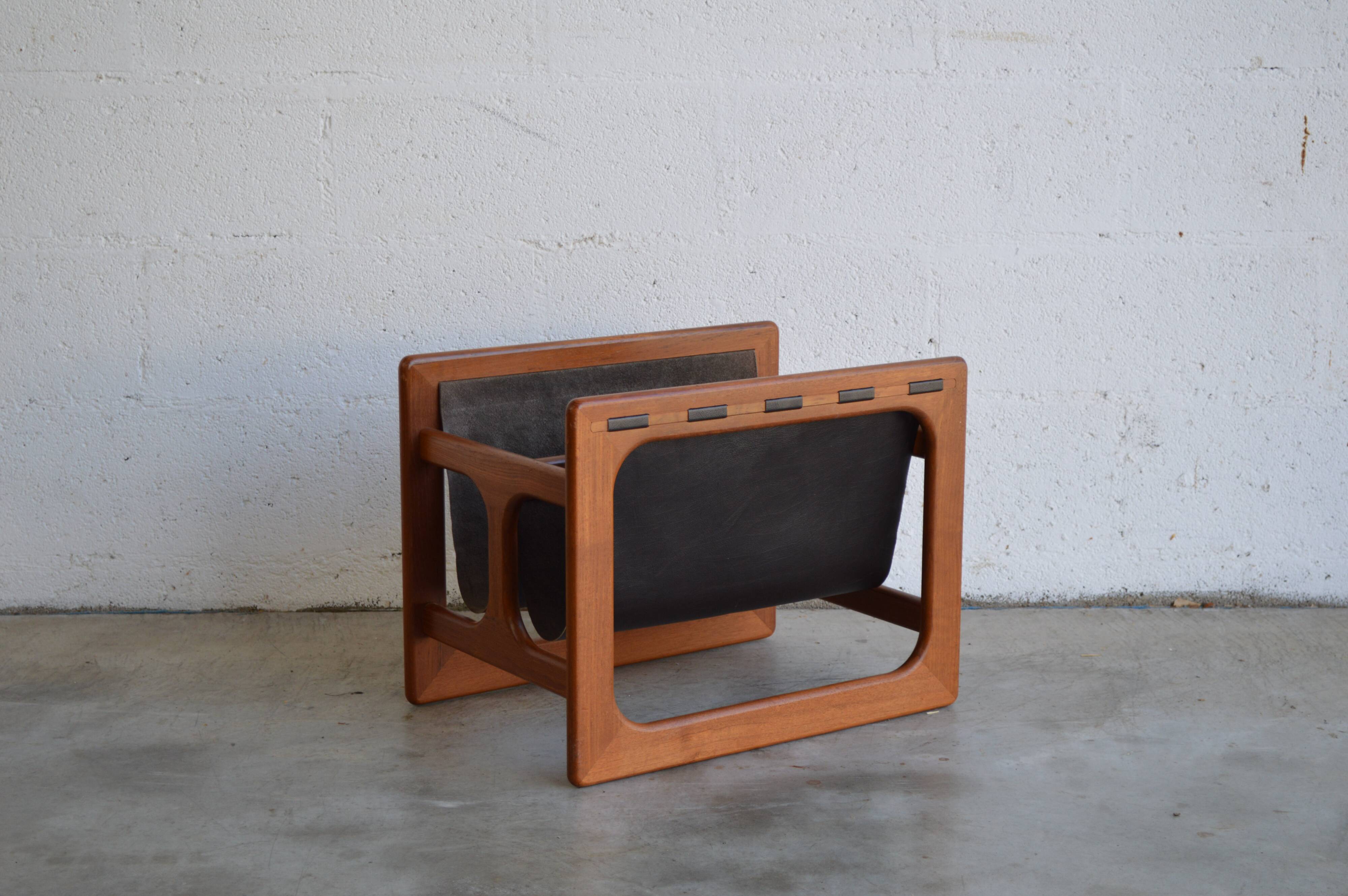 Teak magazine rack by Aksel Kjersgaard for Salin Møbler, 1960s.