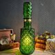 Carafe à whisky vintage en verre vert moulé pointe de diamant