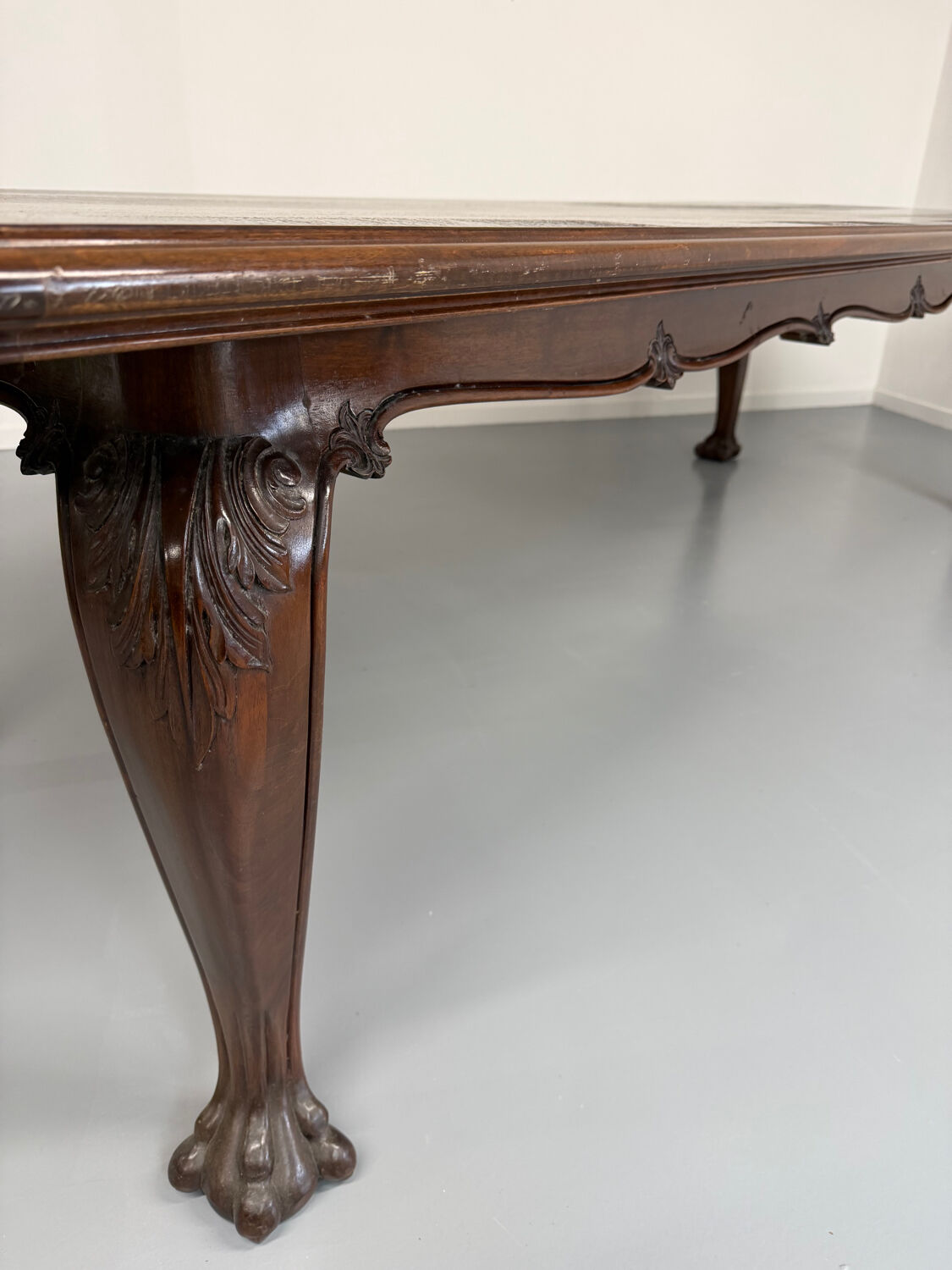 Large Chippendale dining table 300 cm claw foot an60