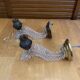 Paire ancienne applique maison arlus feuilles perspex + métal doré vin