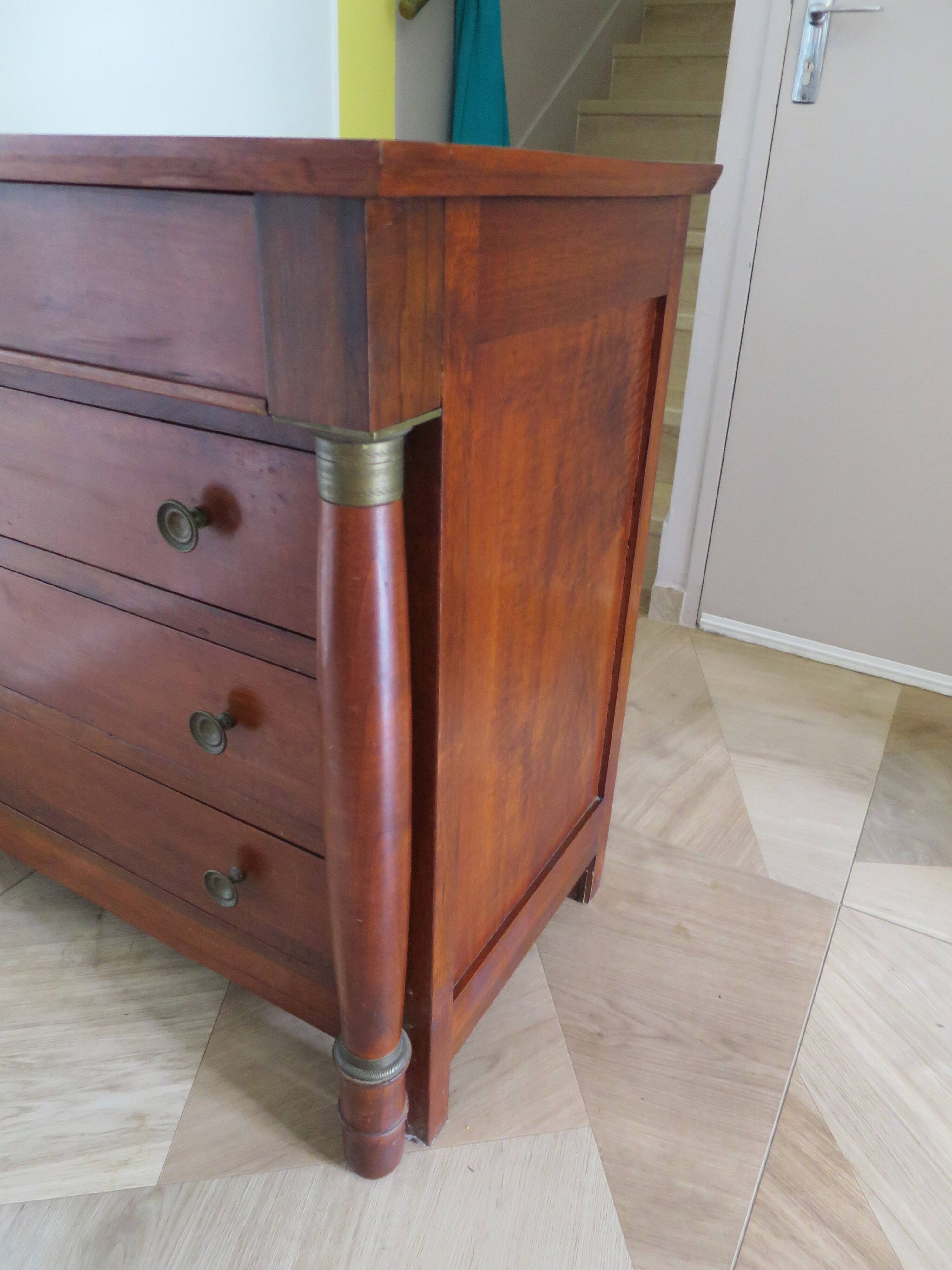 4-drawer chest of drawers - empire style - with detached columns - mahogany-bronze stain