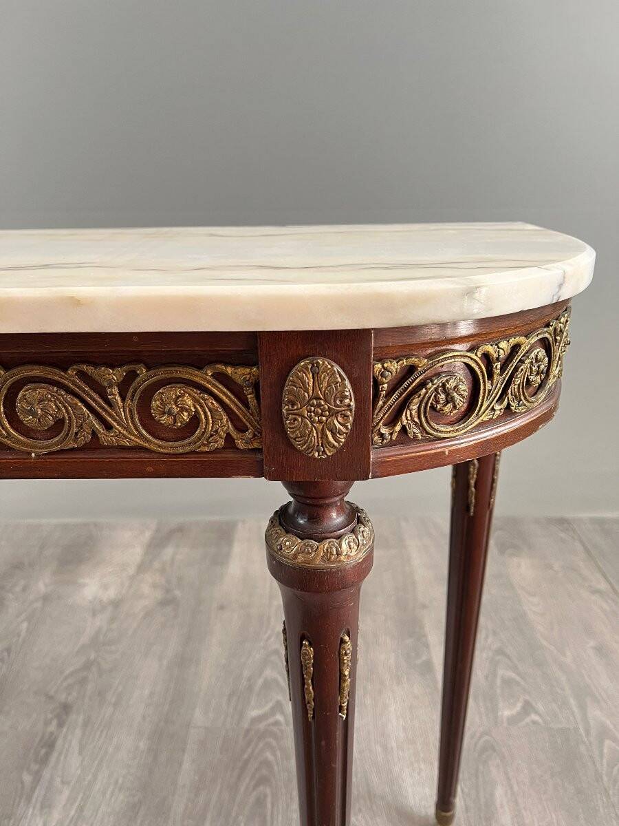 Console en bois et marbre, style Louis XVI, Début du XXe siècle