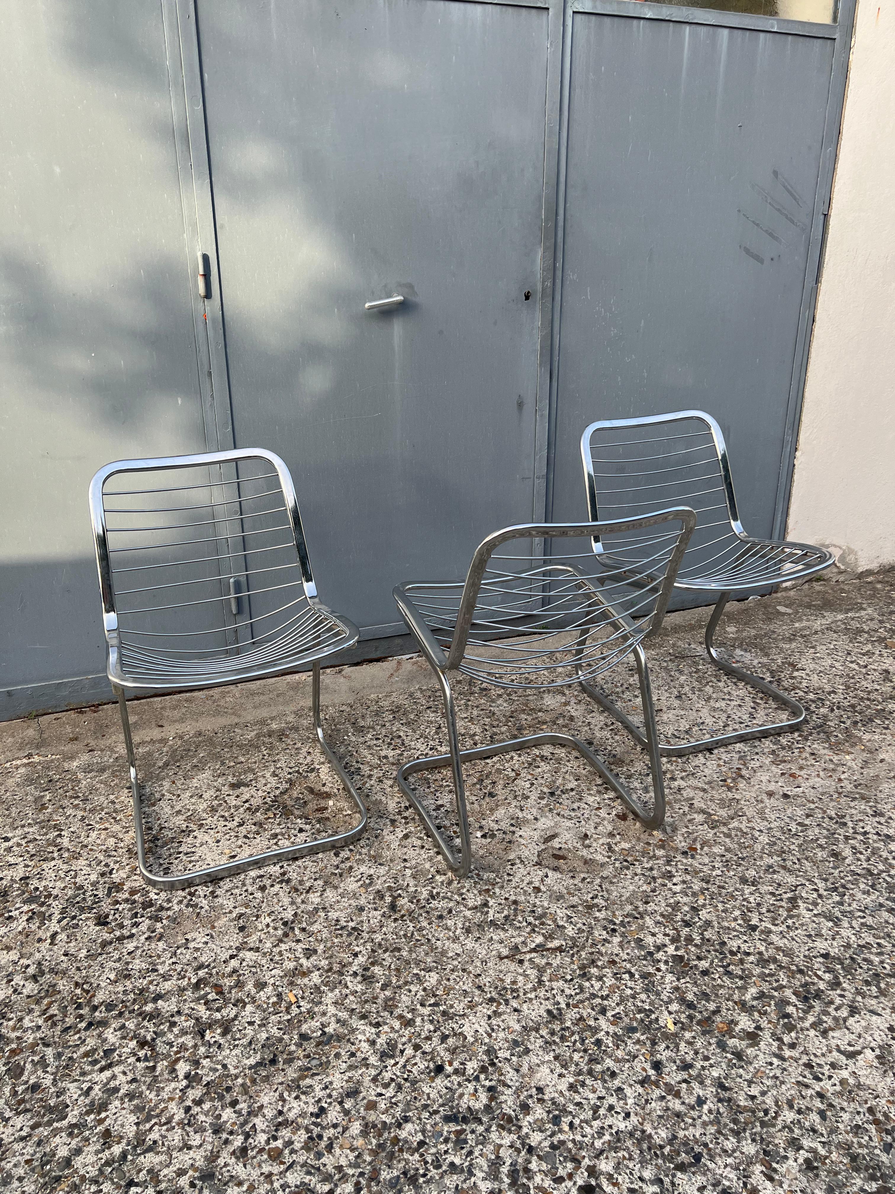 Vintage Italian design chrome metal chair from the 70s