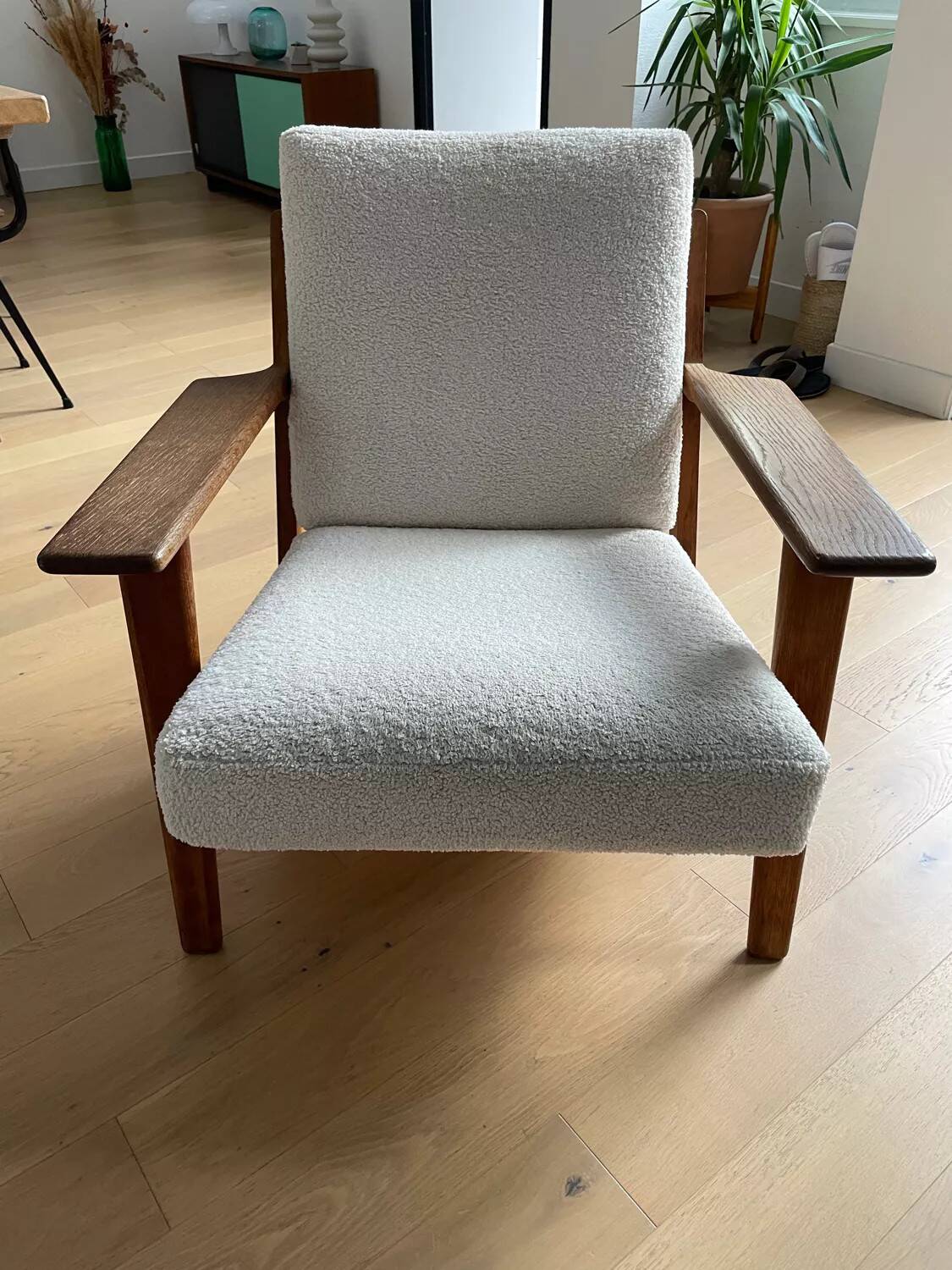 GE290 armchair by Hans Wegner