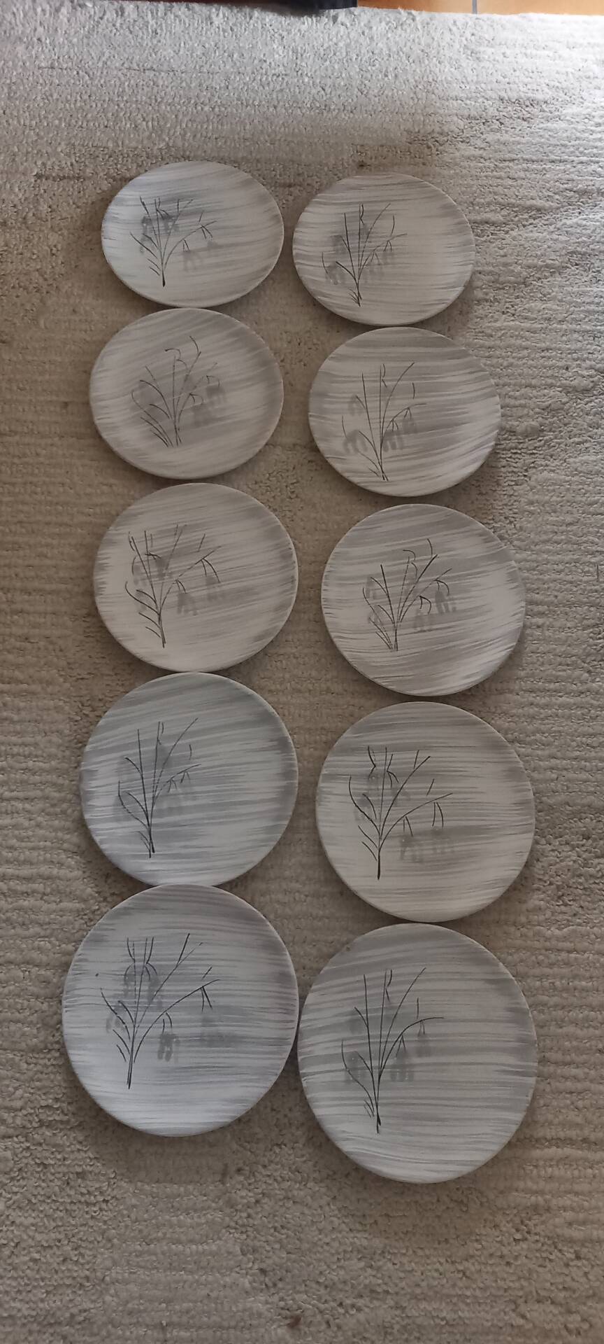 Set of 10 dessert plates
