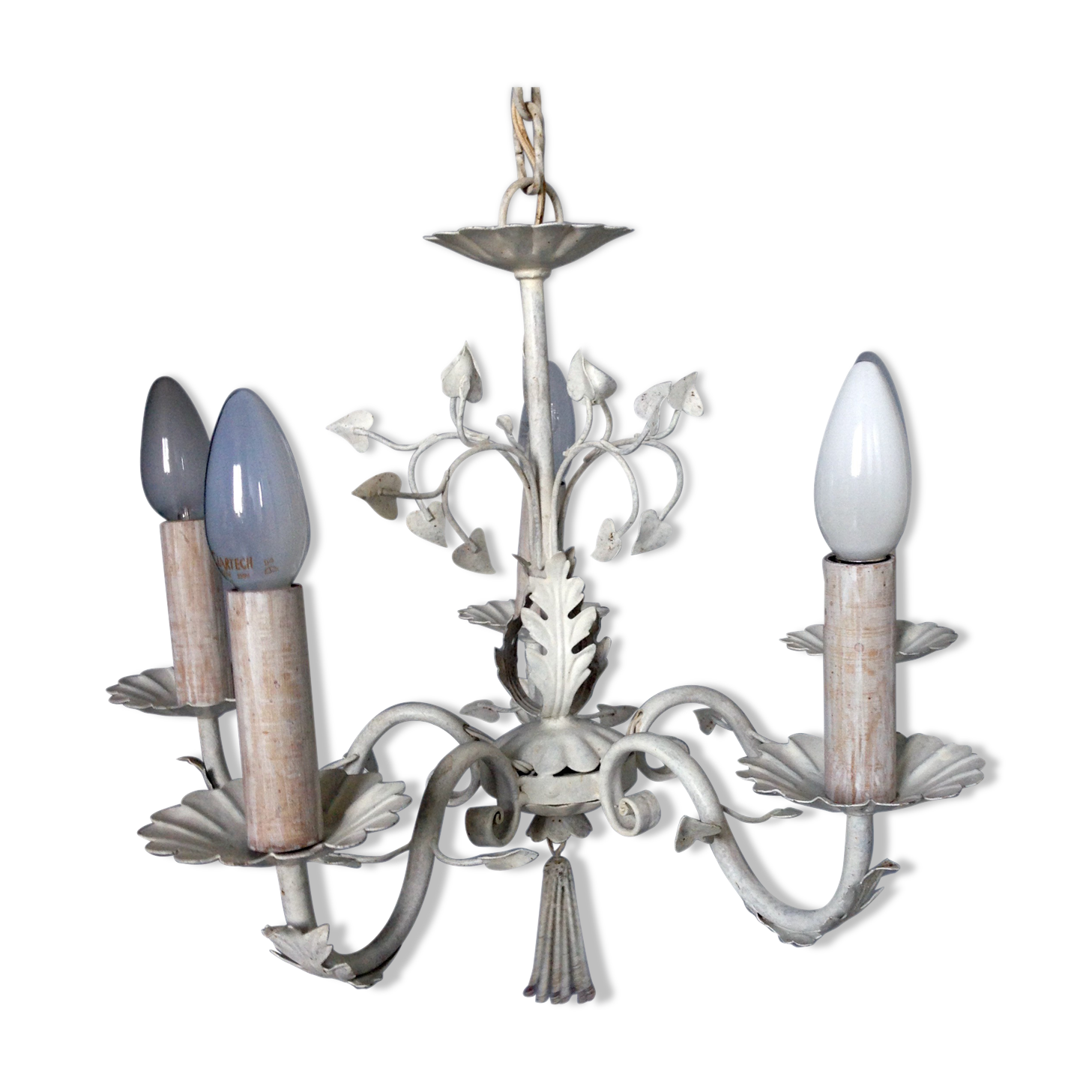 Acanthus and Ivy chandelier