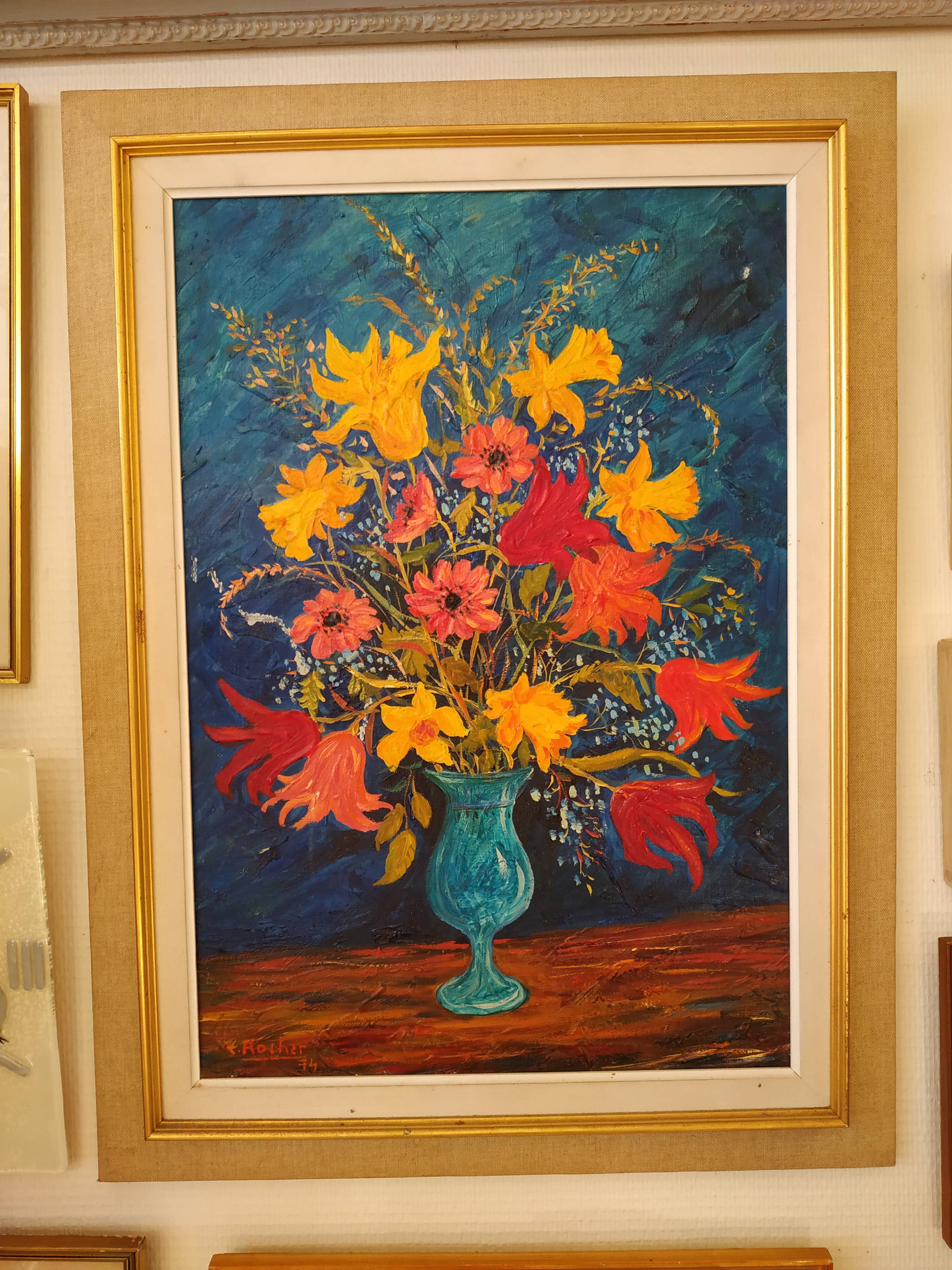 Table bouquet of flowers