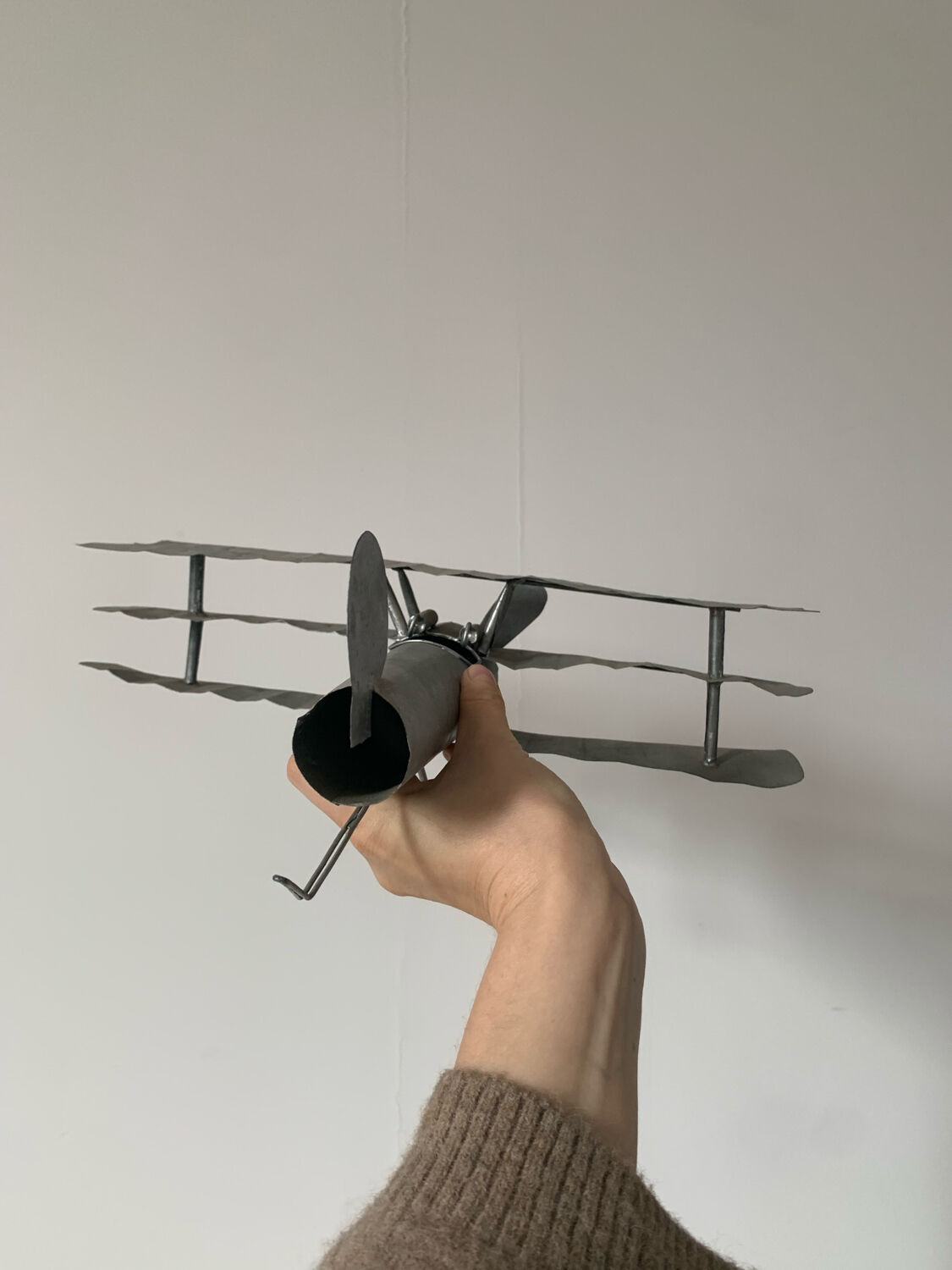Vintage decorative metal airplane (can hang)