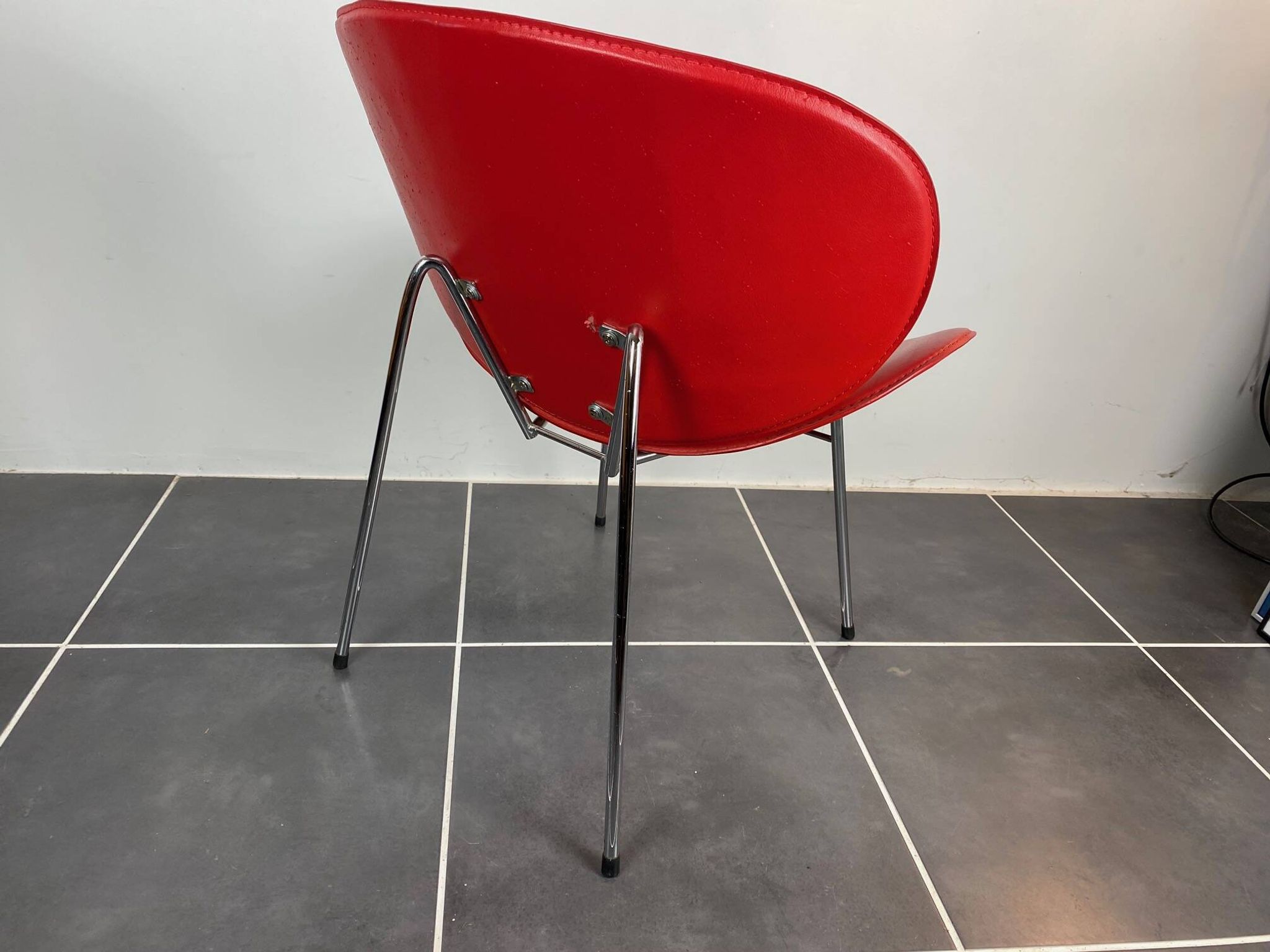 Fauteuil lounge rouge style Pierre Paulin 1980