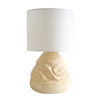 Gard stone lamp