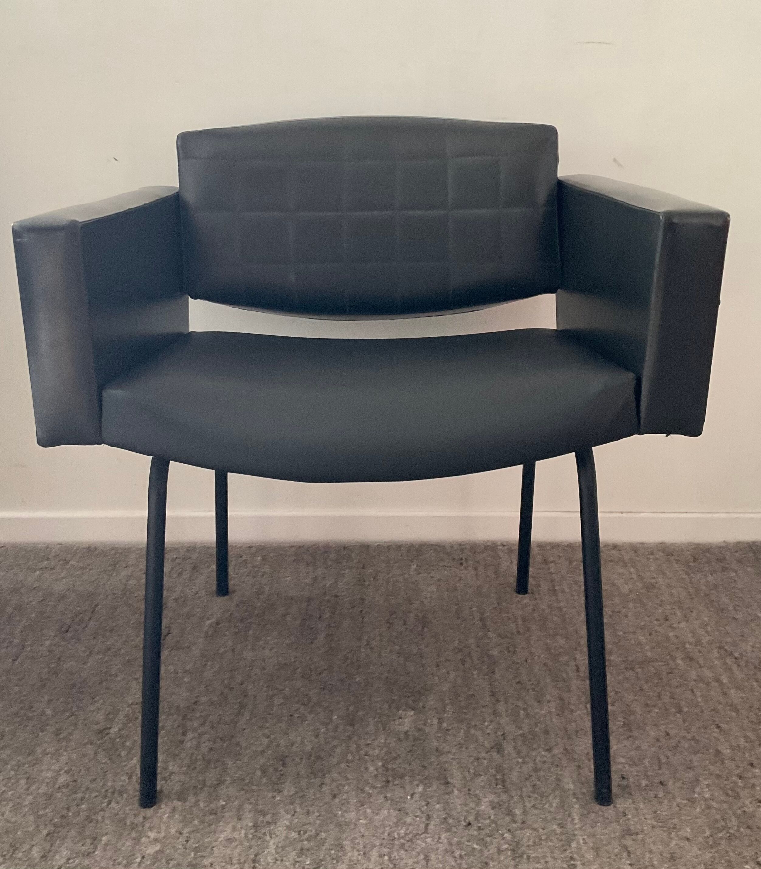 Pierre Guariche armchair for Meurop 60s