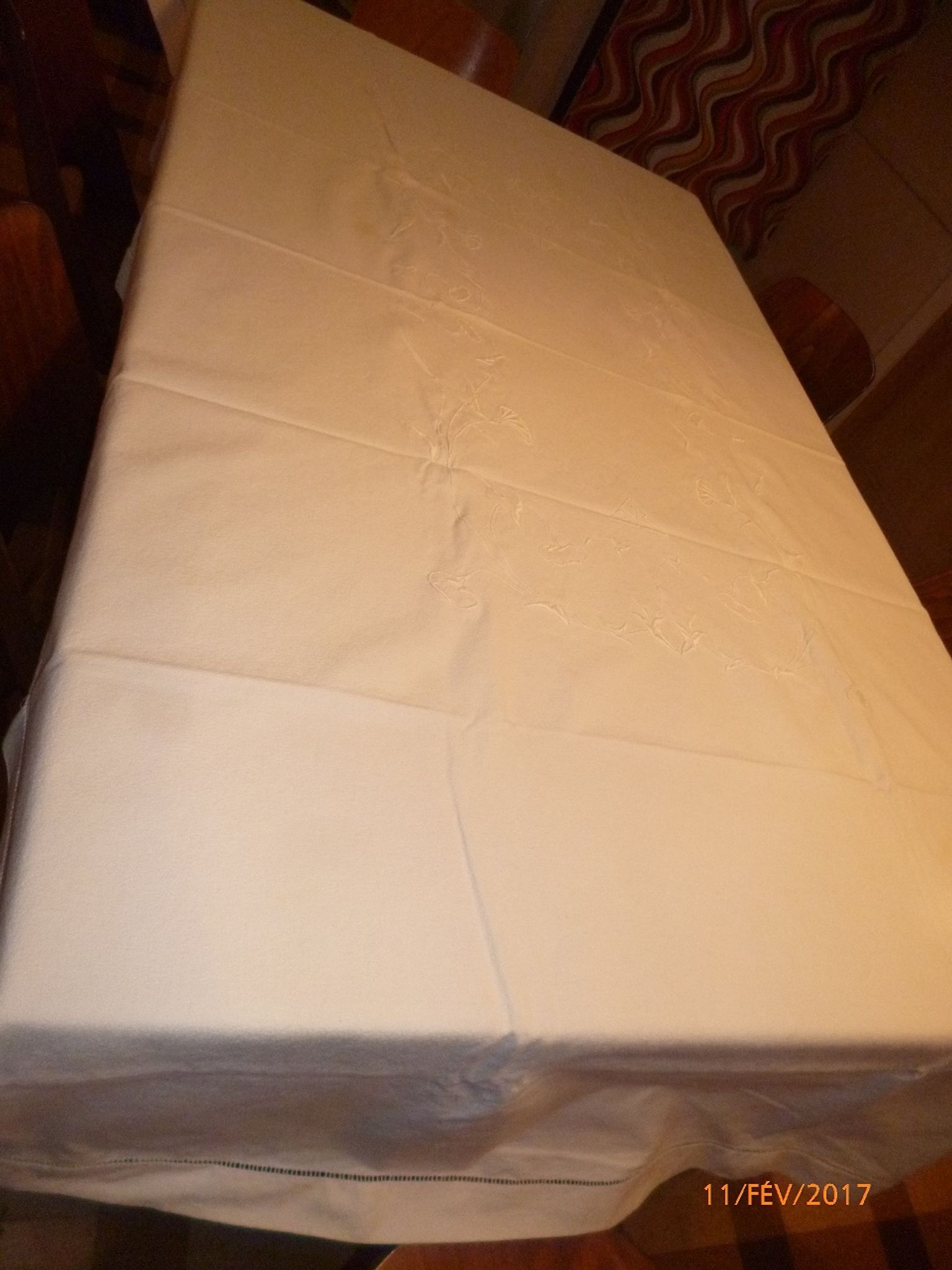 ensemble  nappe lin  et 12 serviettes tables  lin brodees anciennes
