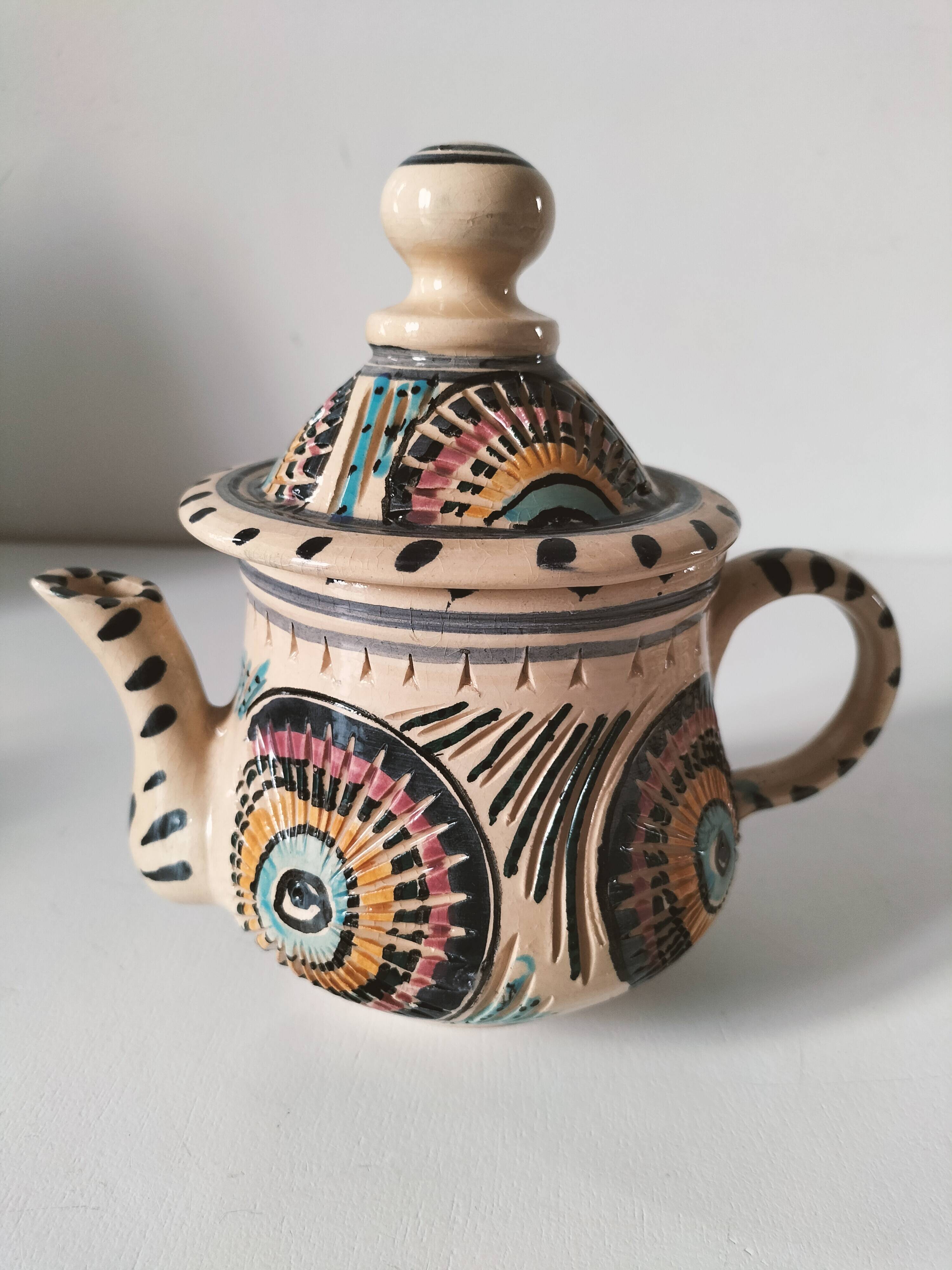 Vintage Moroccan tea set, teapot and 5 cups and saucers